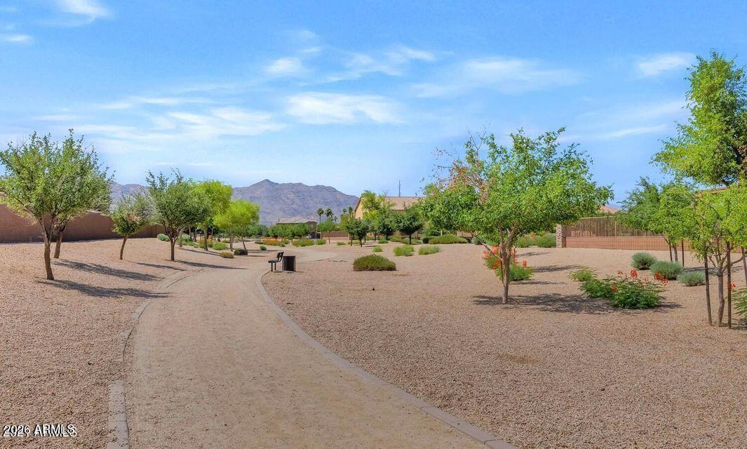 3116 W PLEASANT Lane