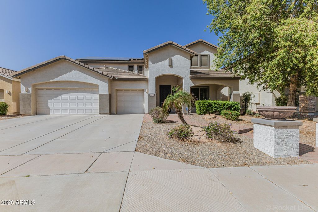 Photo of 15014 W Windsor Avenue, Goodyear, AZ 85395 (MLS # 6994946)