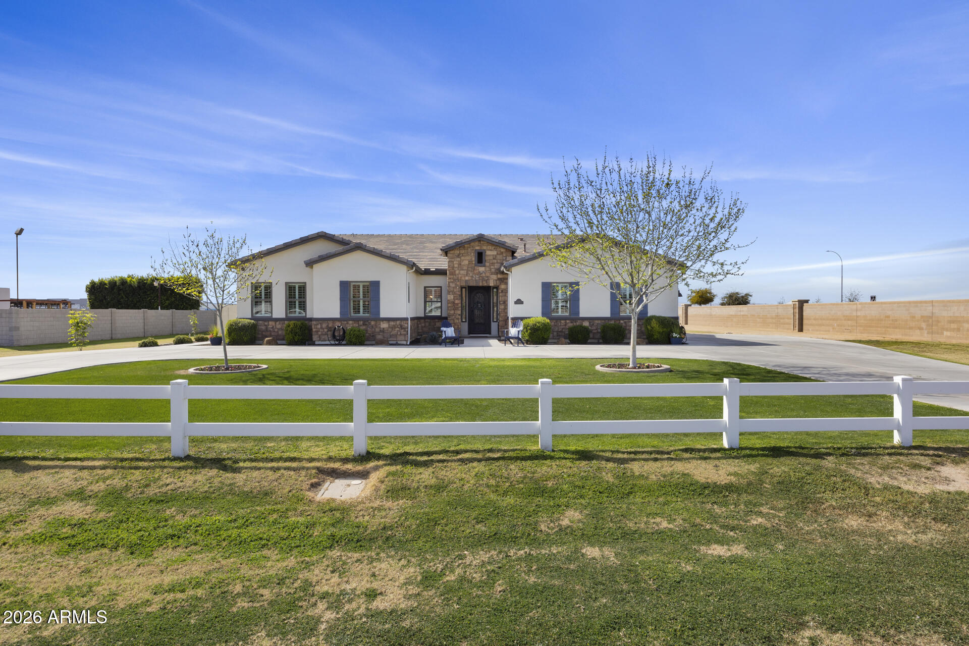 3020 S DIAMOND Drive