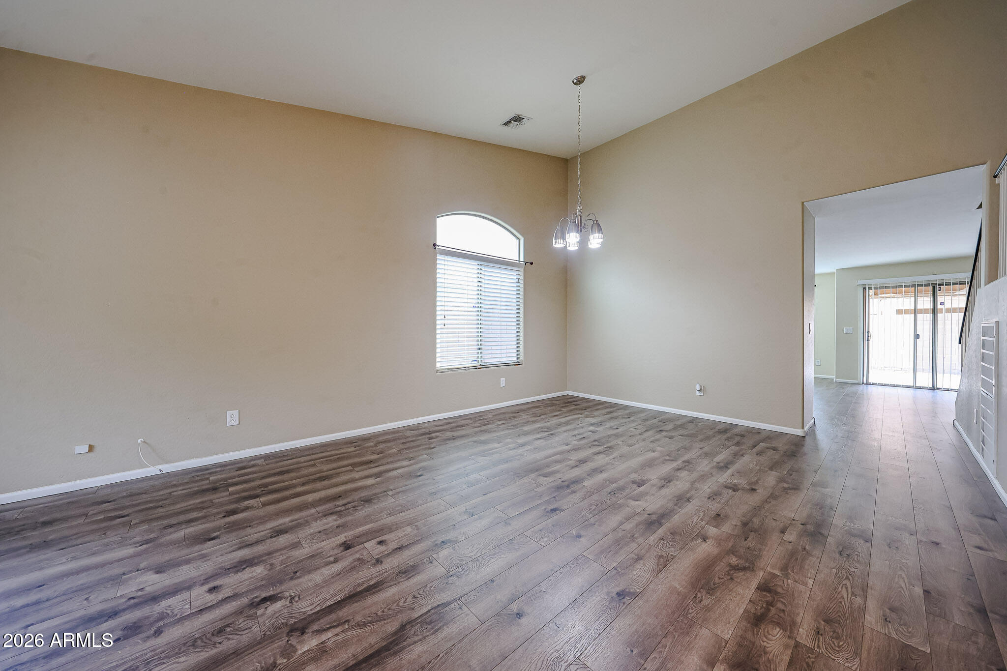 7267 W PALMAIRE Avenue