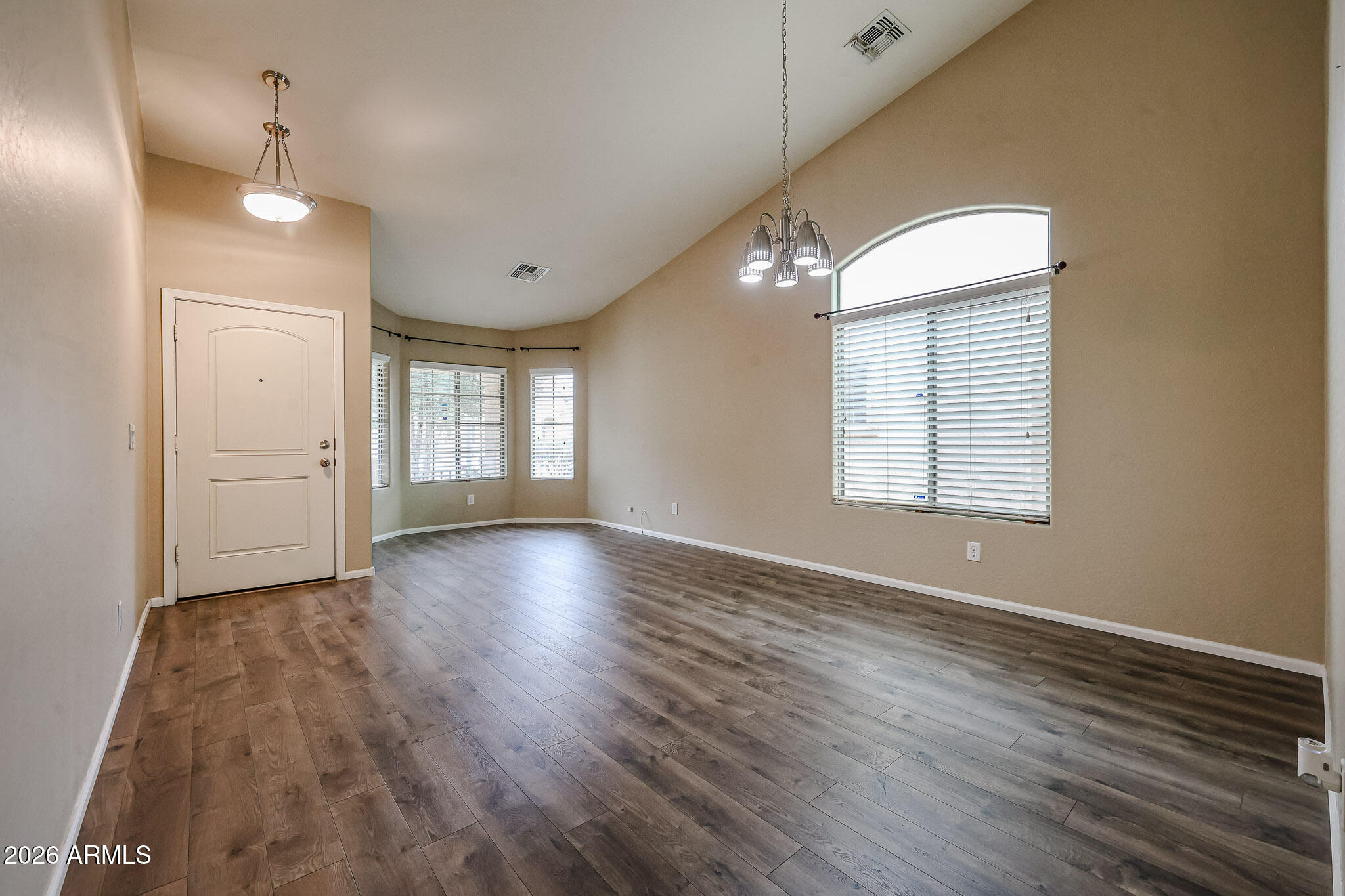 7267 W PALMAIRE Avenue