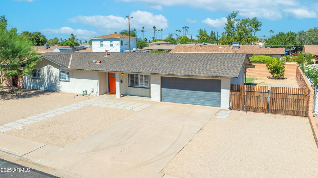 Photo of 724 E 6th Street, Mesa, AZ 85203 (MLS # 6929347)