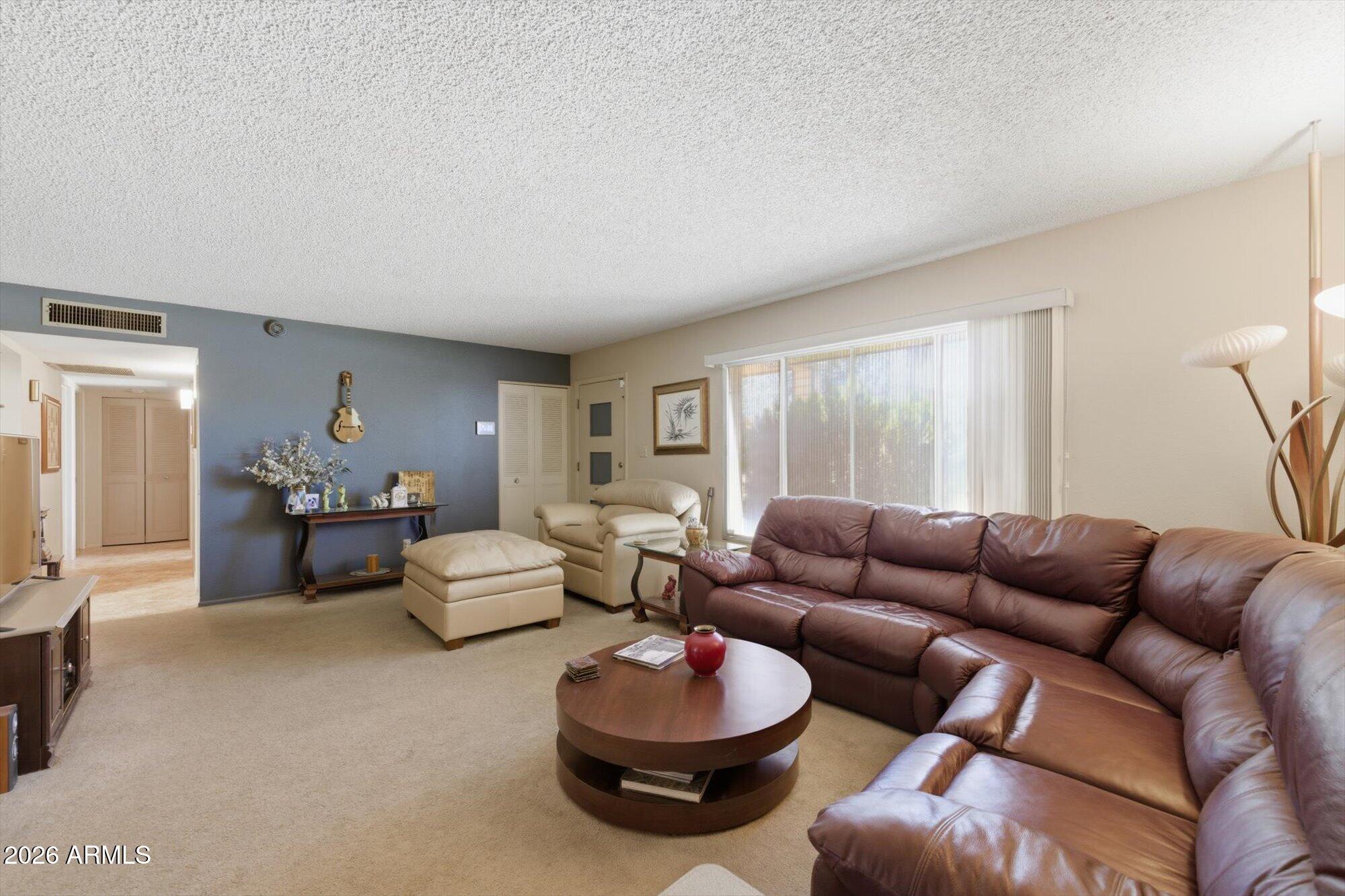 8332 E VALLEY VIEW Road