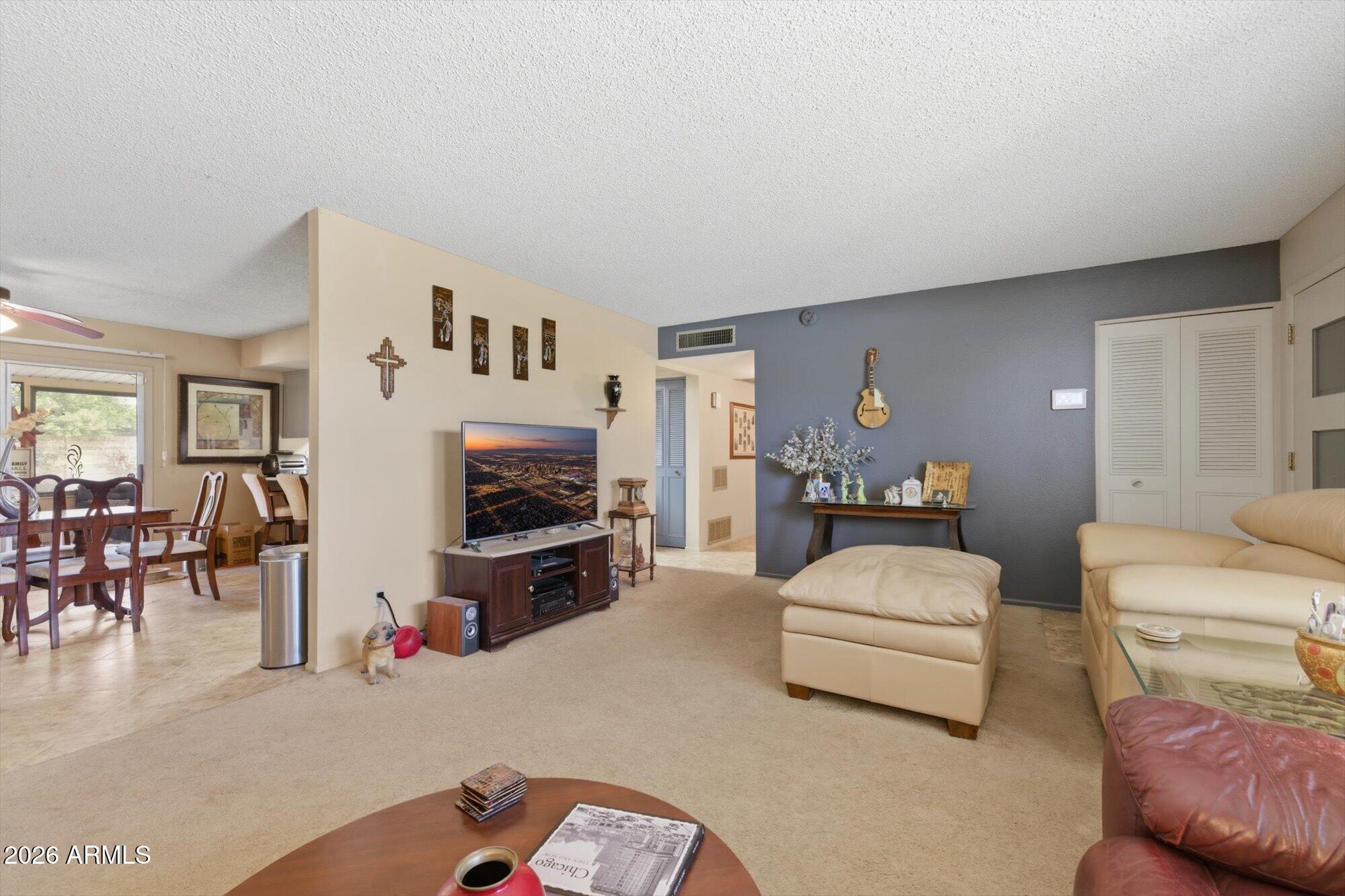 8332 E VALLEY VIEW Road