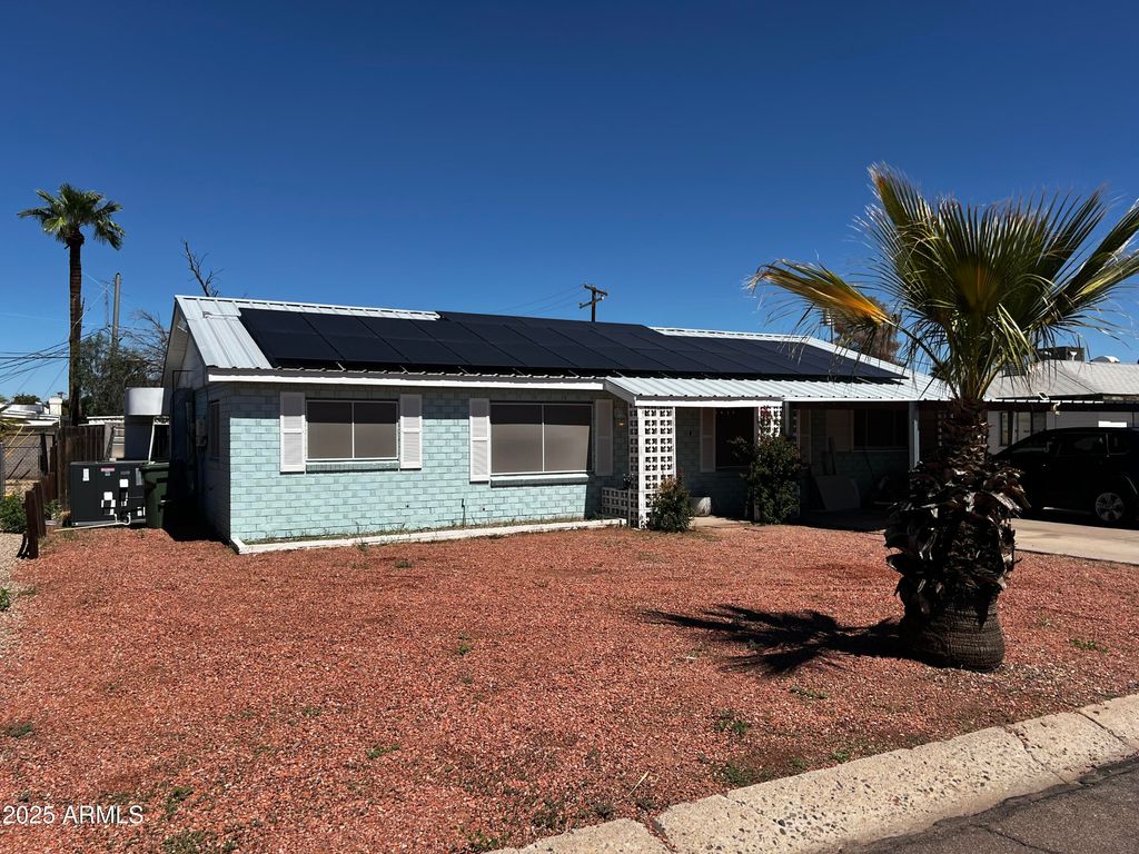 Photo of 504 E Laurel Drive, Casa Grande, AZ 85122 (MLS # 6919085)