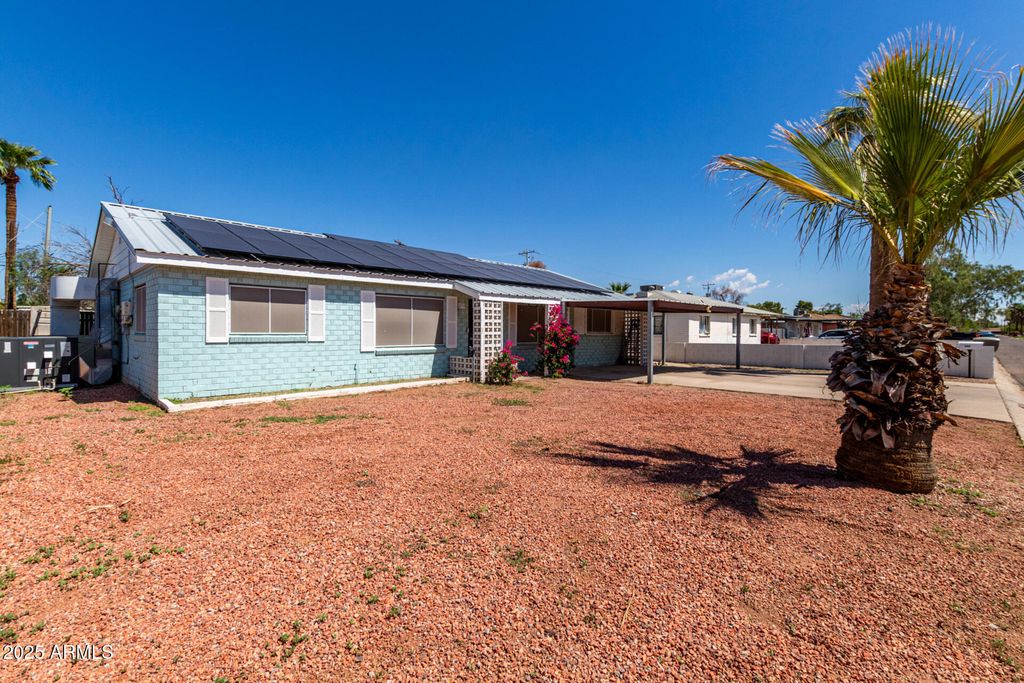 Photo of 504 E Laurel Drive, Casa Grande, AZ 85122 (MLS # 6919085)
