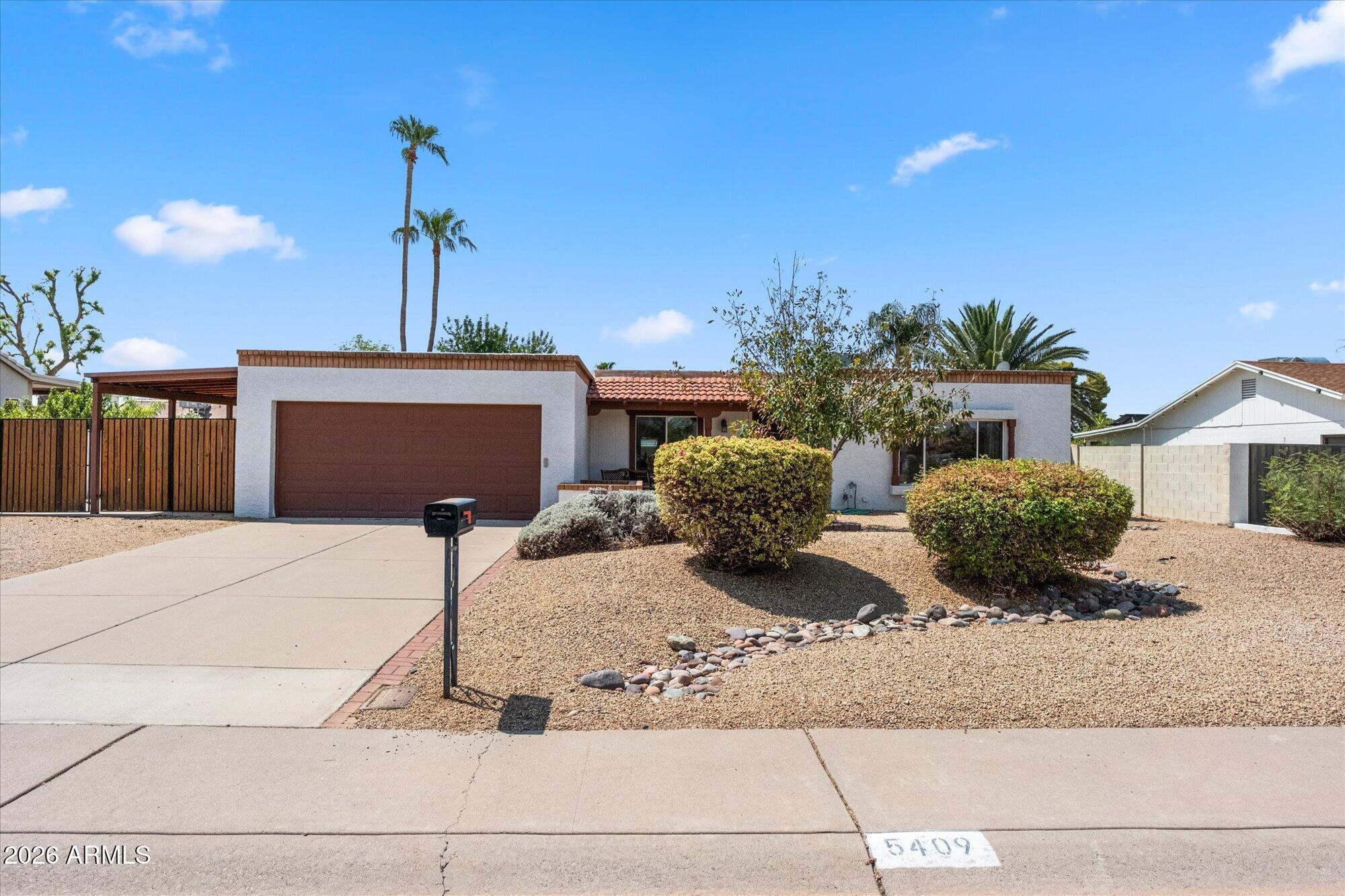 5409 E NISBET Road