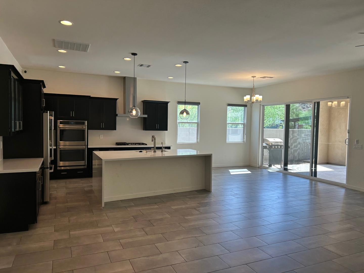 1141 E La Mirada Drive