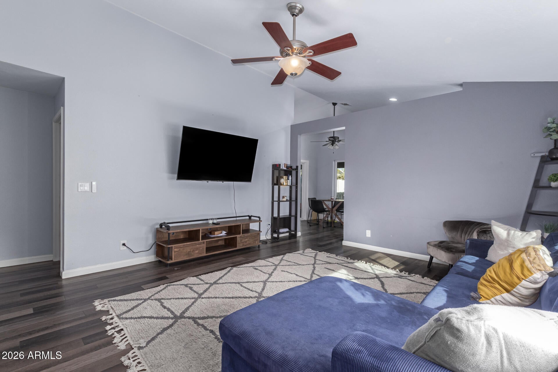4112 E Tanglewood Drive