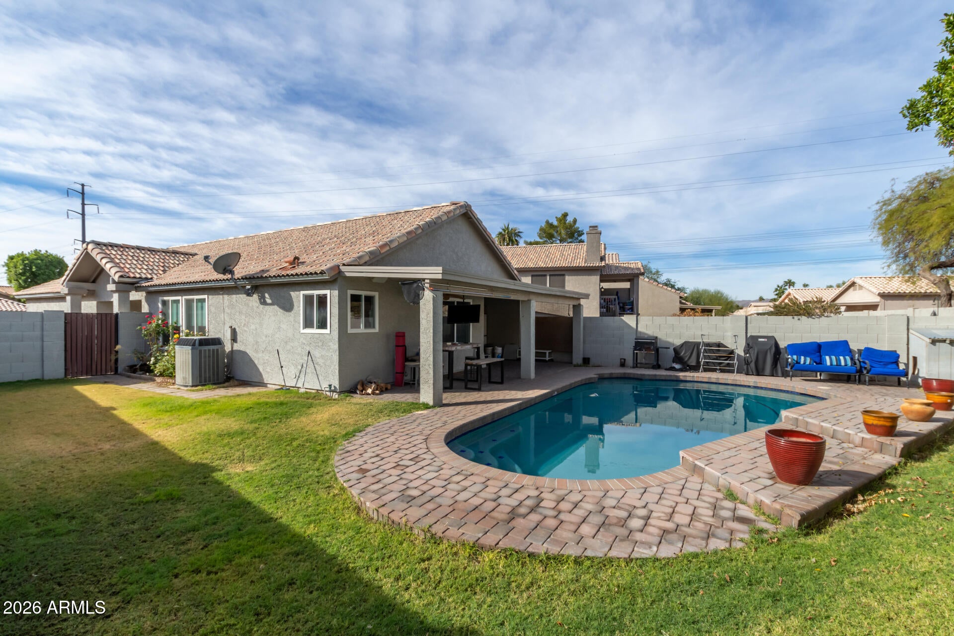 4112 E Tanglewood Drive