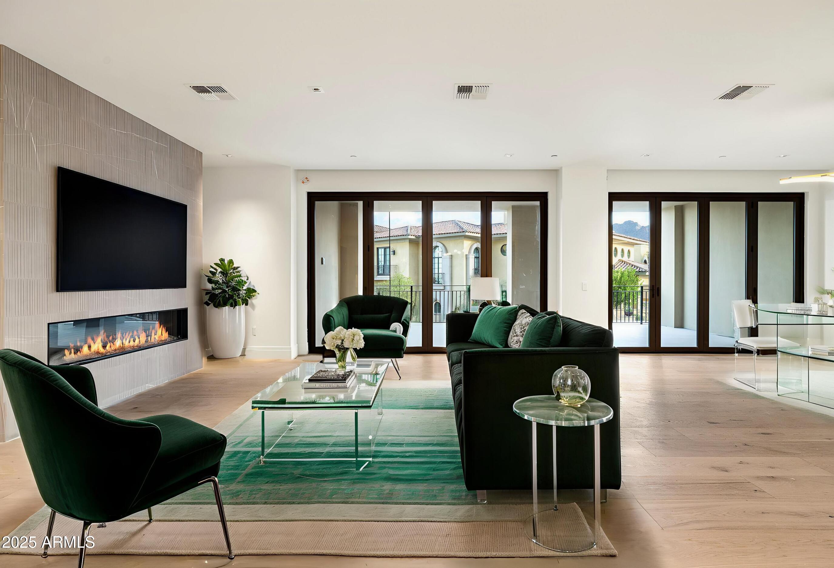 18720 N 101ST Street 2006