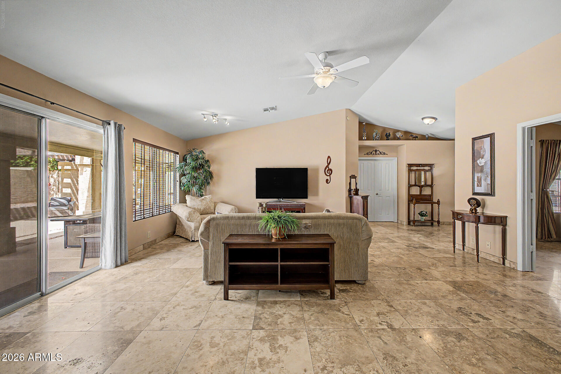 4226 E WHITNEY Lane