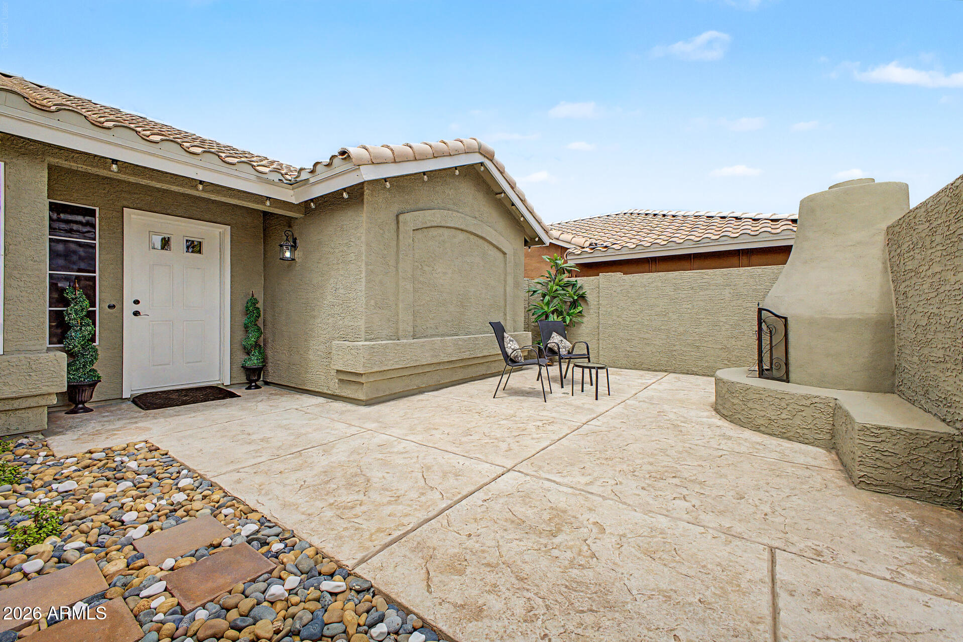 4226 E WHITNEY Lane