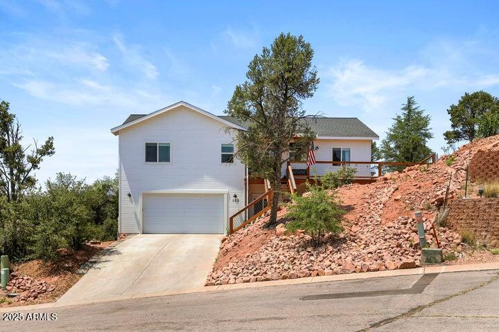102 N Lookout Point