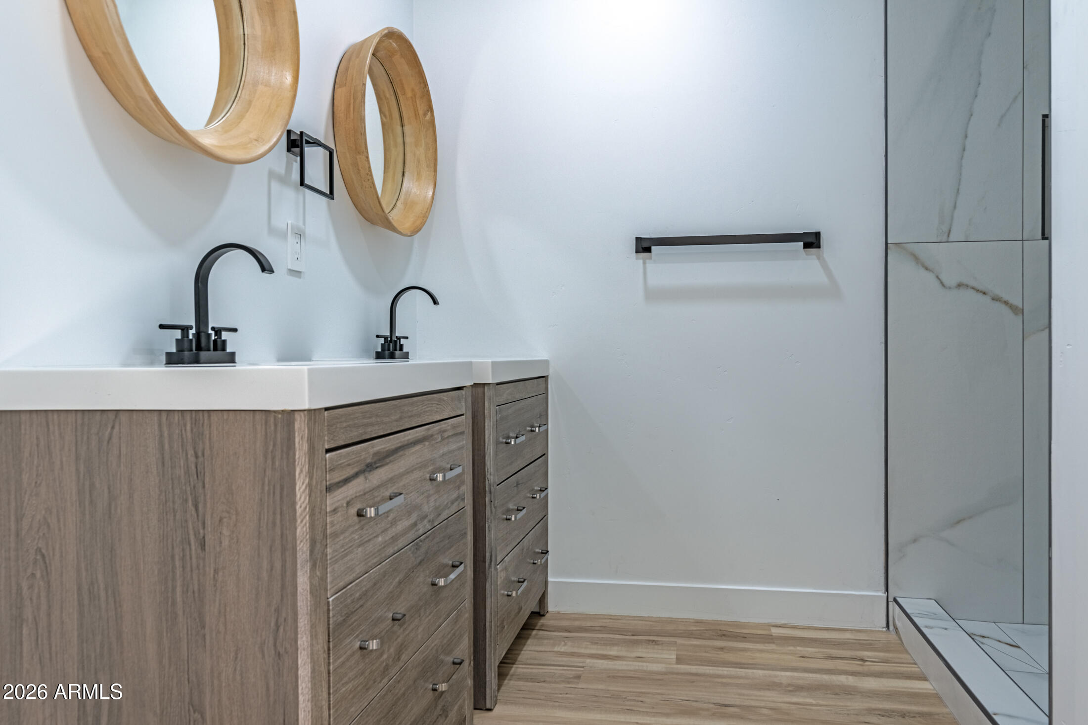 3035 E HEATHERBRAE Drive