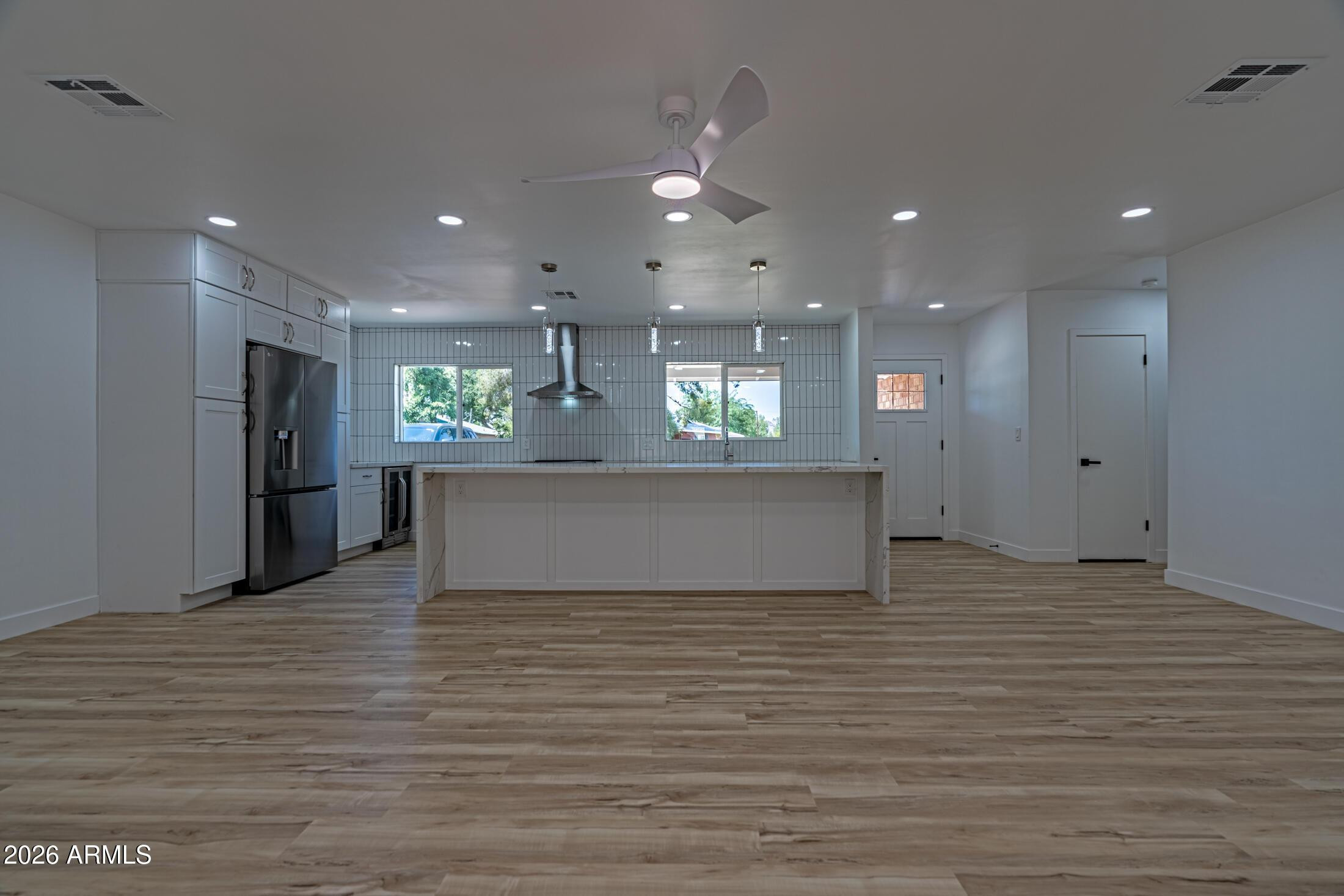 3035 E Heatherbrae Drive