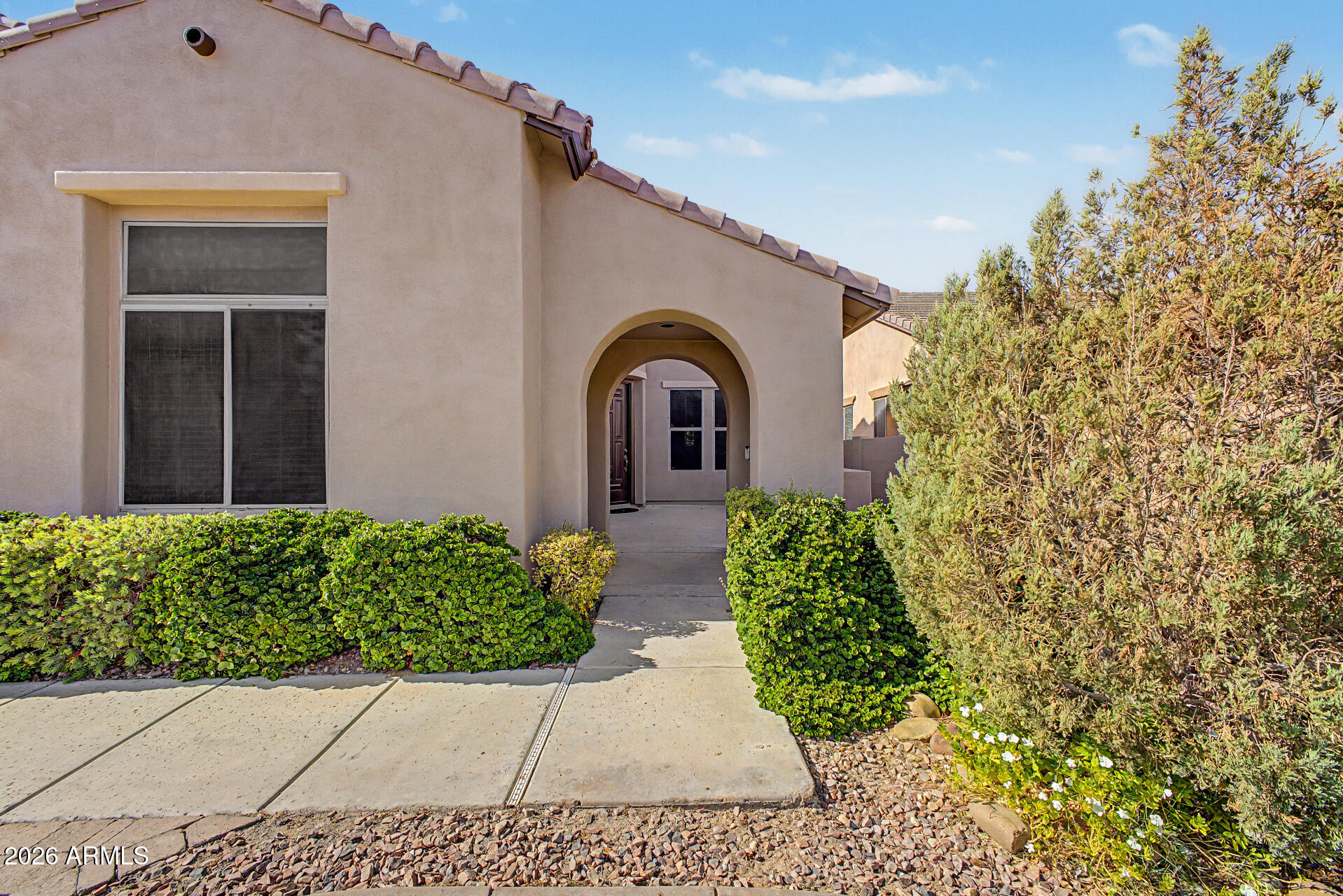 3334 E GRAND CANYON Drive