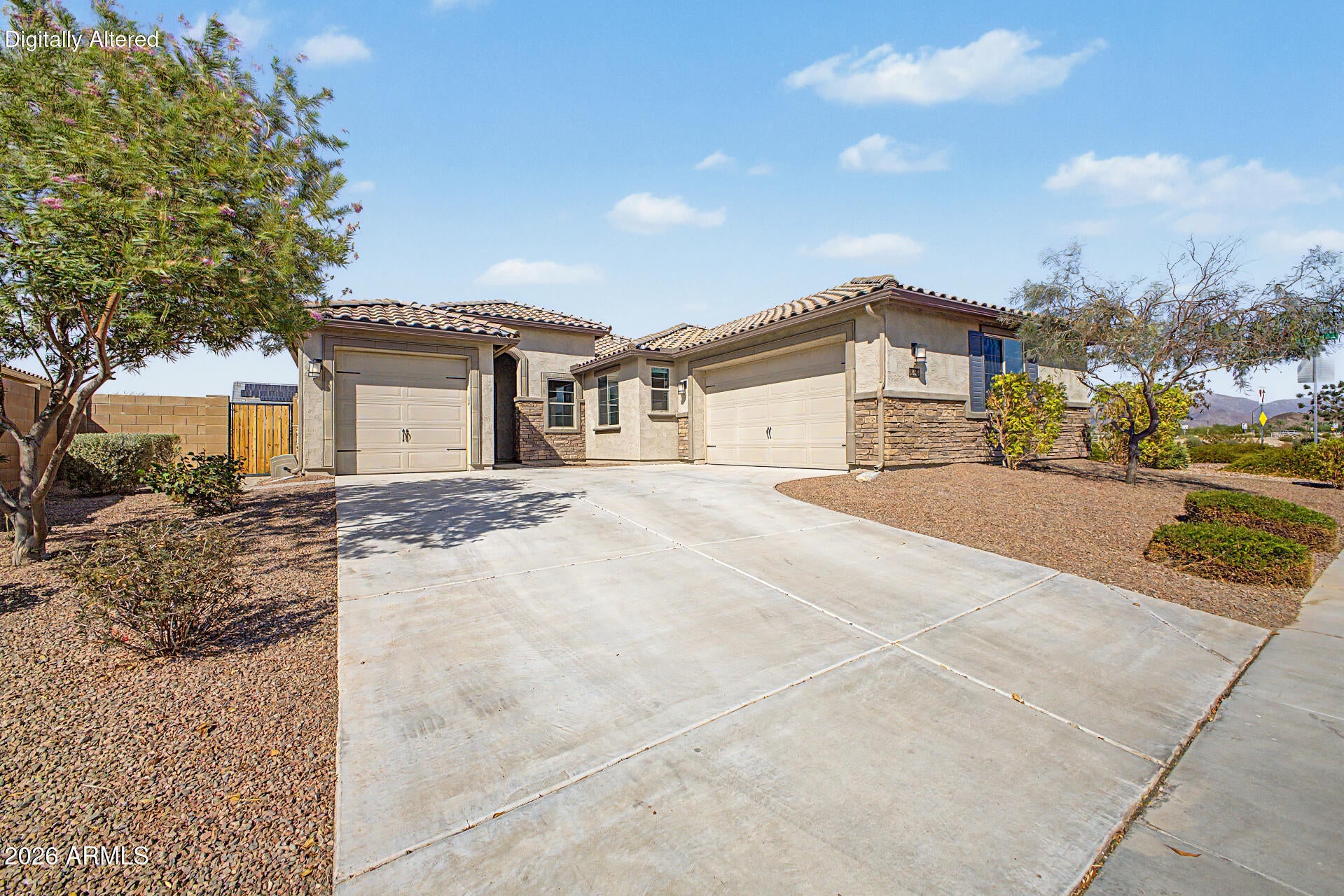 18236 W SANDLEWOOD Drive
