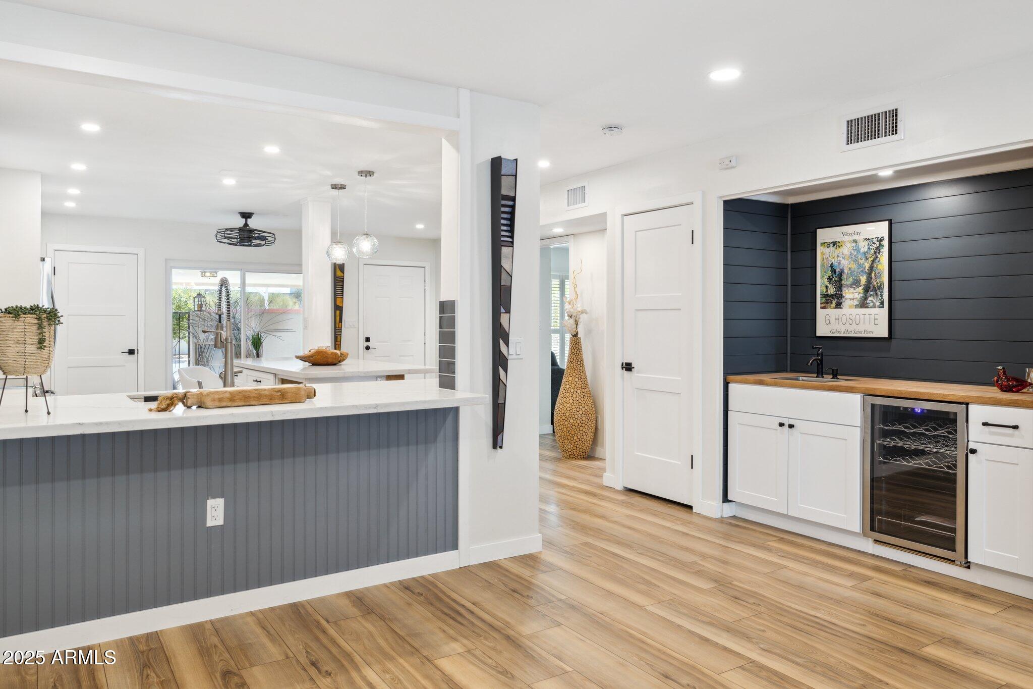 7214 N VIA DE LA SIESTA --