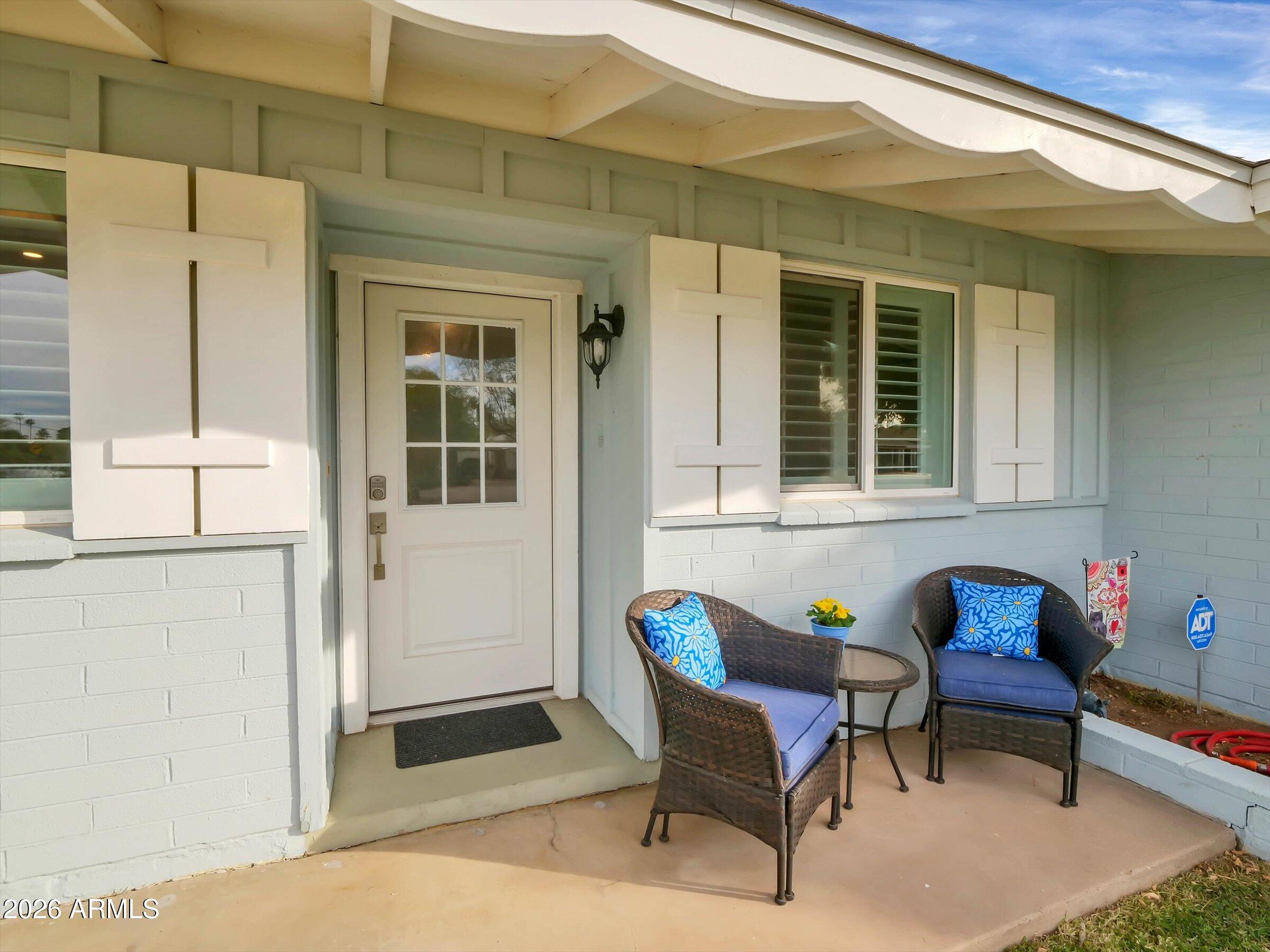 1330 E MULBERRY Street