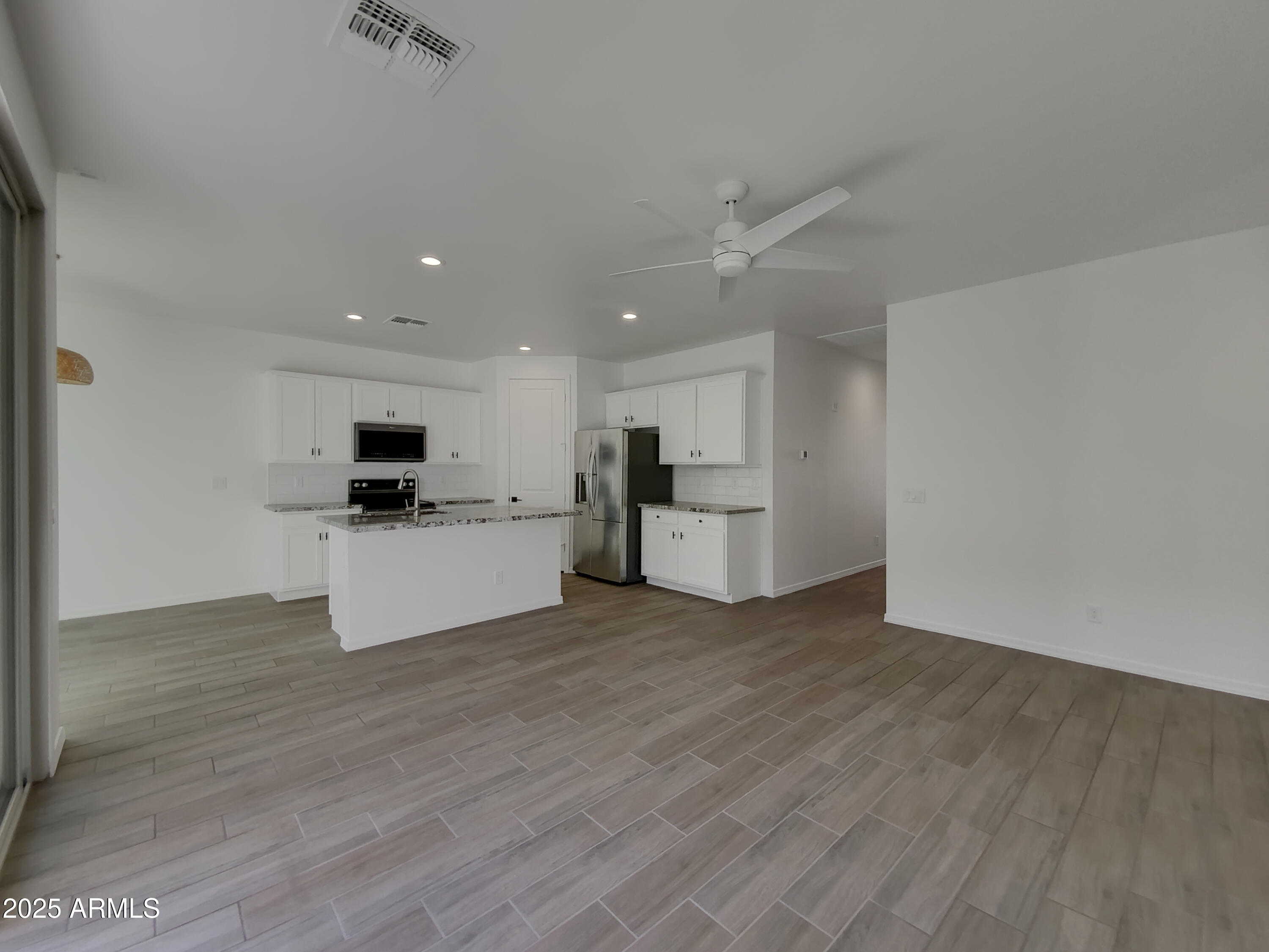 9327 E STATIC Avenue