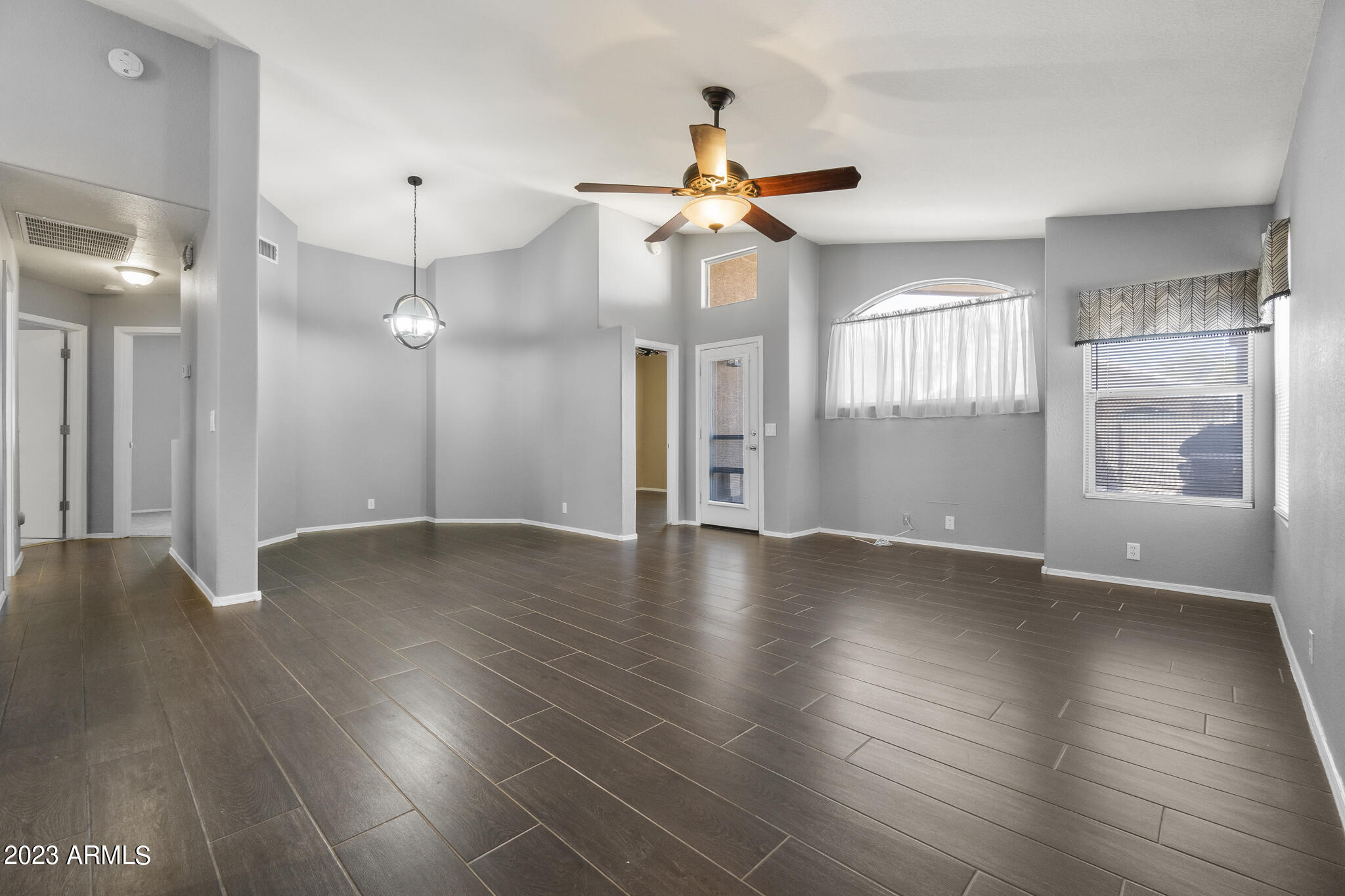 Photo 5 of 20 of 1416 E BINNER Drive house