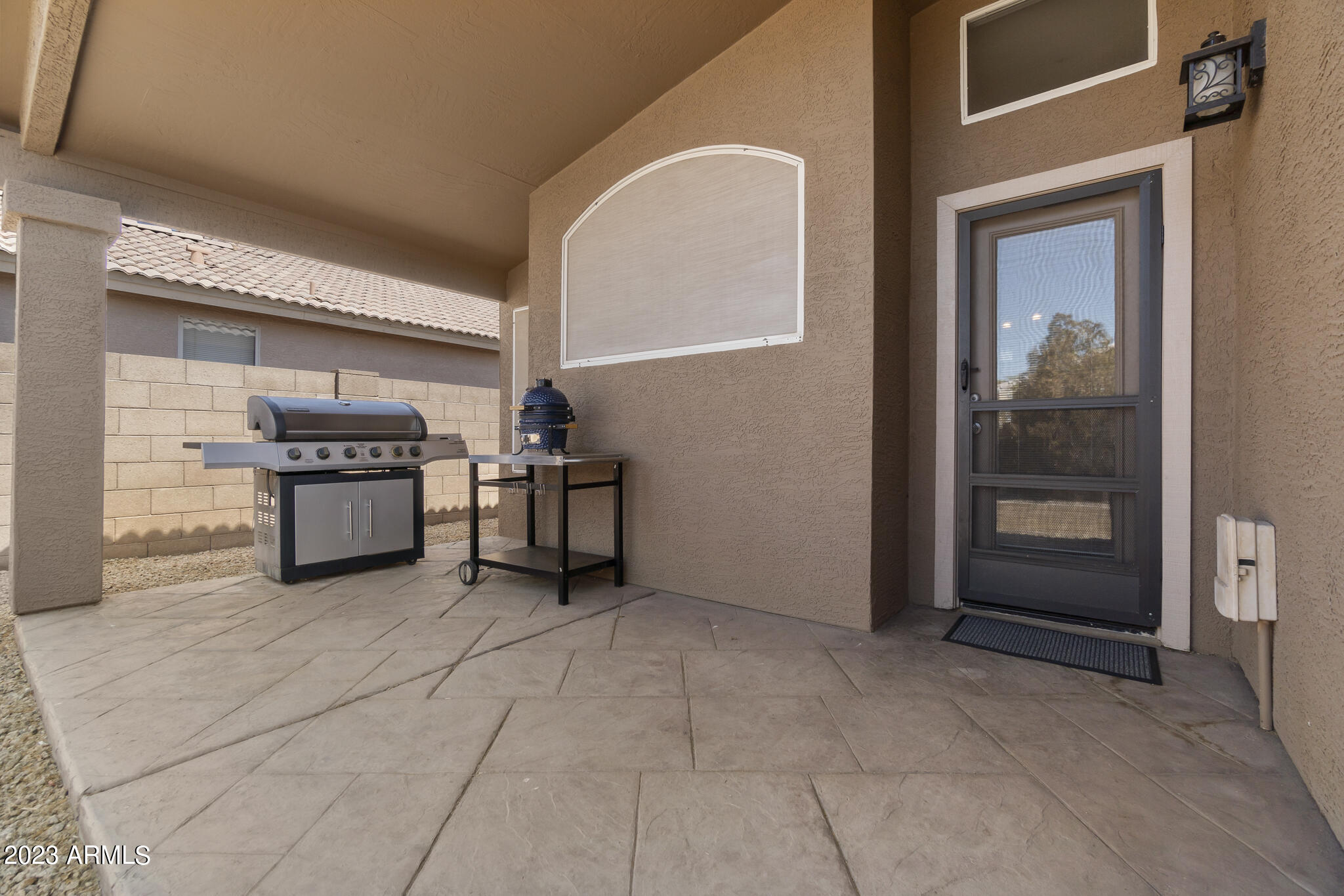 Photo 2 of 20 of 1416 E BINNER Drive house