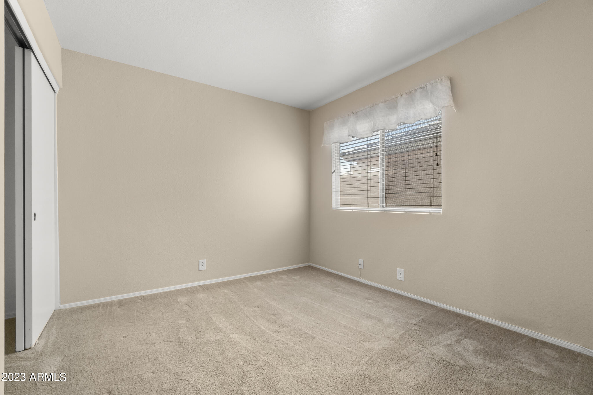 Photo 12 of 20 of 1416 E BINNER Drive house