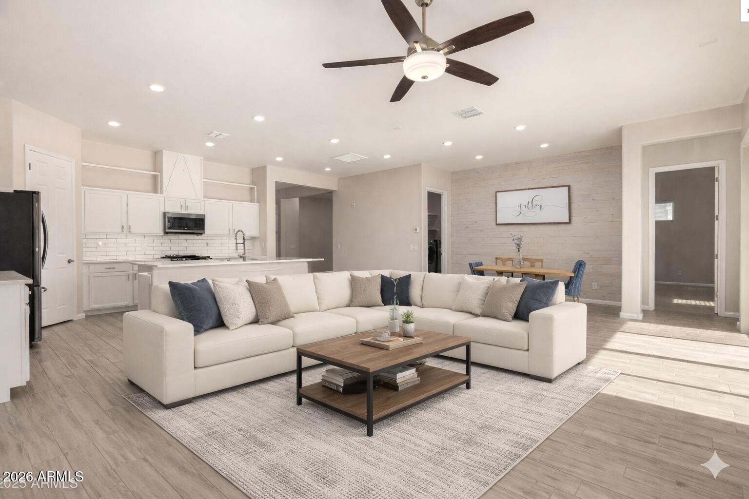 3133 E SUNRISE Place