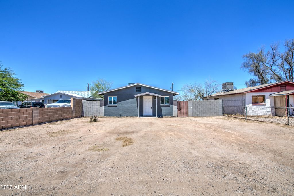 Photo of 314 W Seagoe Avenue, Coolidge, AZ 85128 (MLS # 7025579)