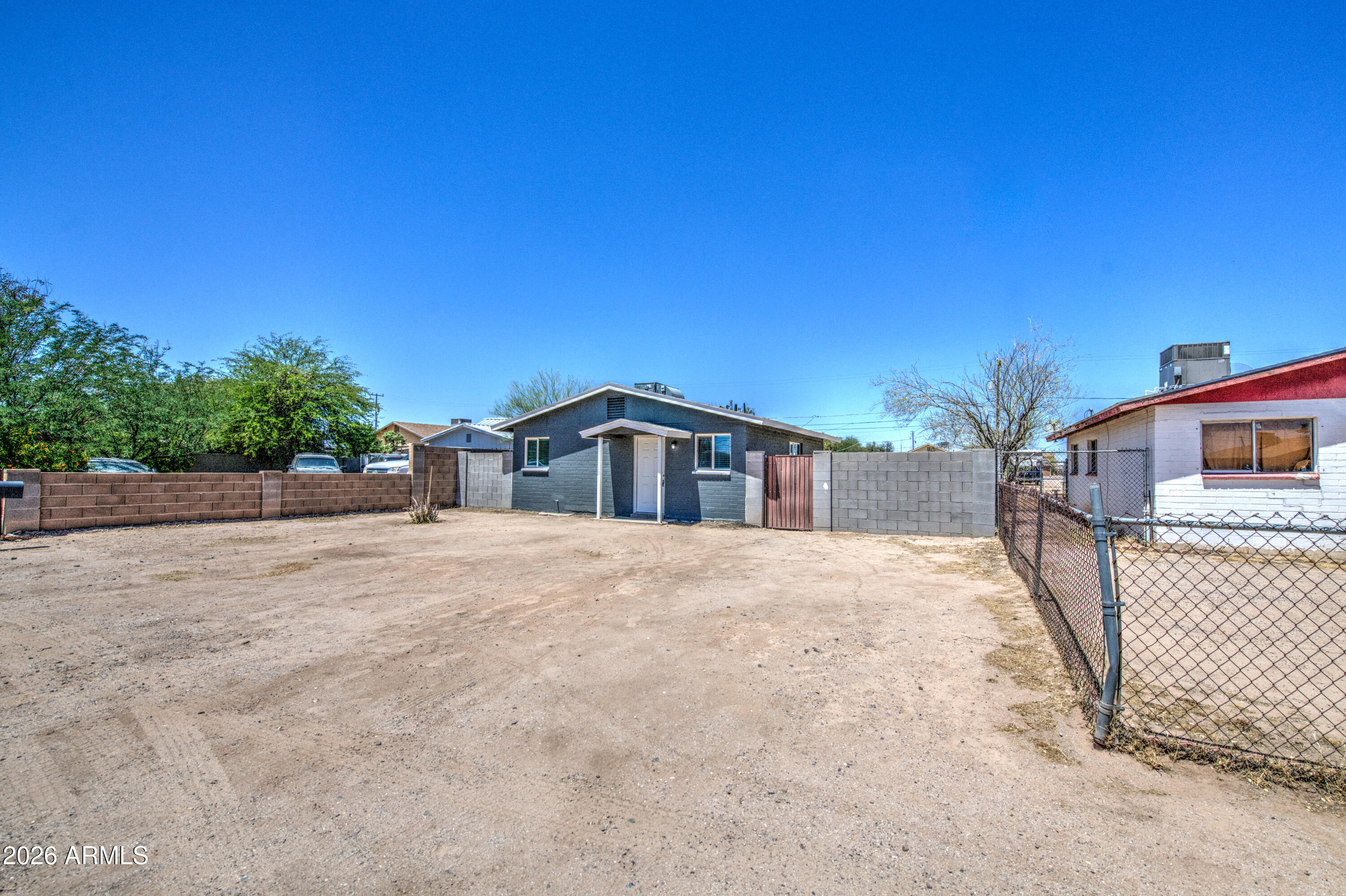 314 W SEAGOE Avenue