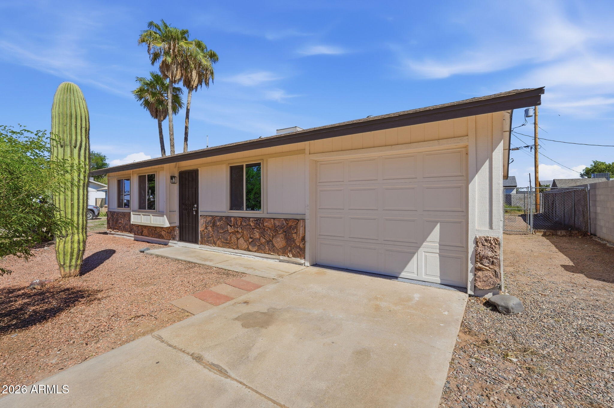 2005 S APACHE Drive