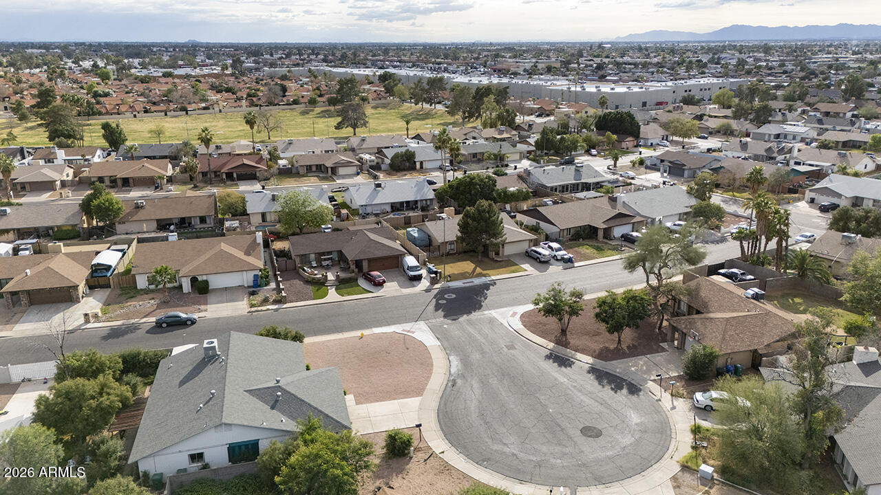 2148 E EMELITA Avenue