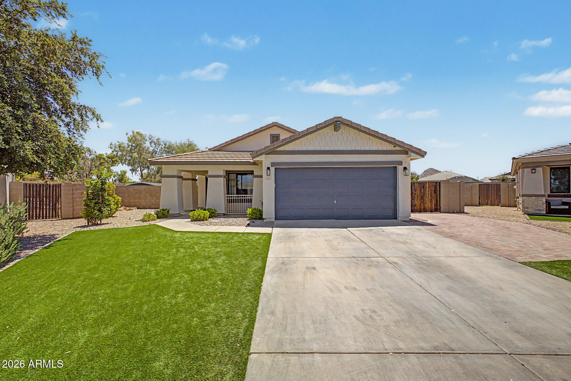 2683 W WRANGLER Way