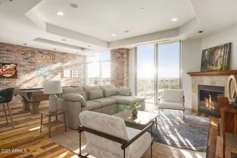 2211 E CAMELBACK Road 607 Phoenix AZ 85016