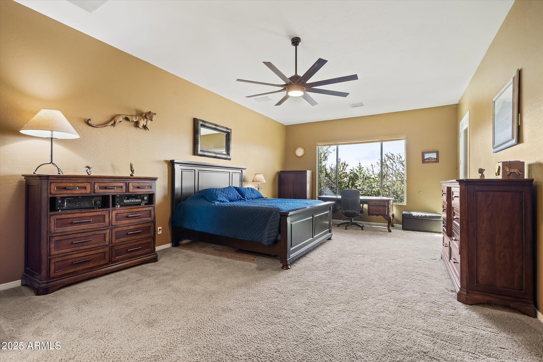 7300 E CLIFF ROSE Trail
