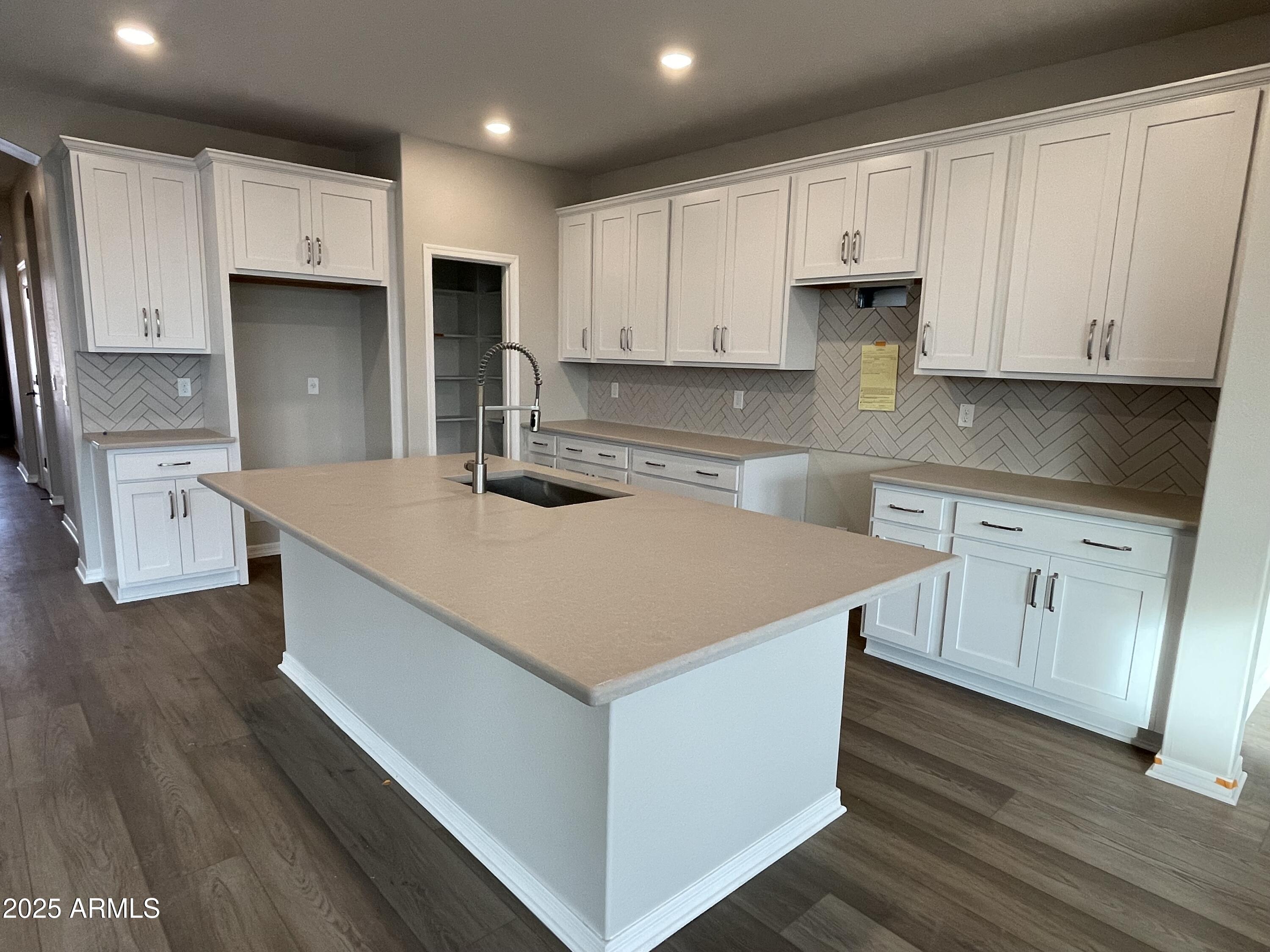 9987 W VERDE Lane