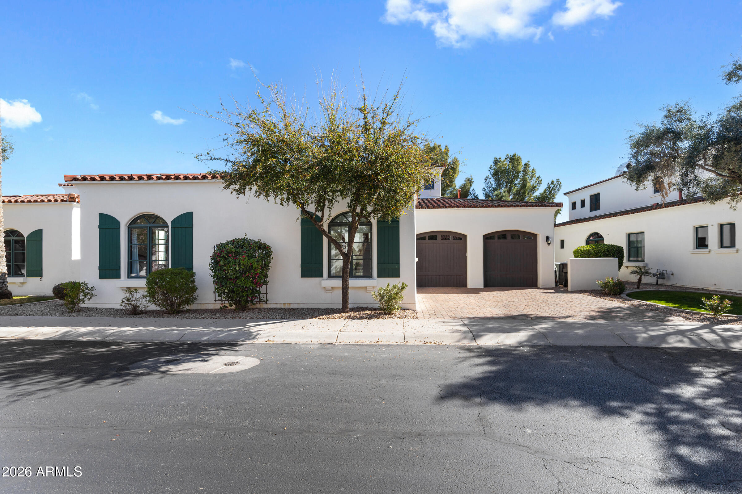 1777 W OCOTILLO Road 16