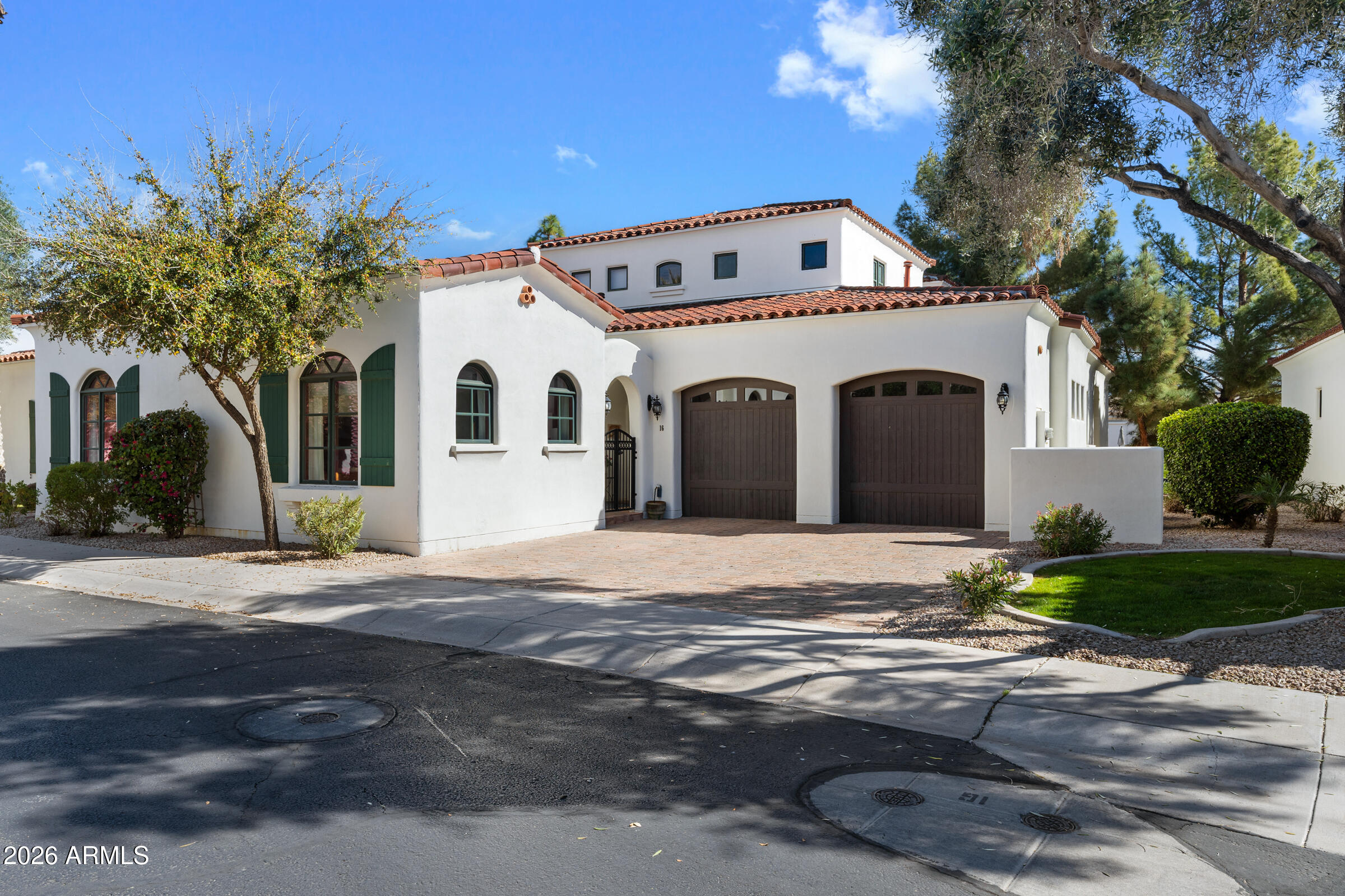 1777 W OCOTILLO Road 16