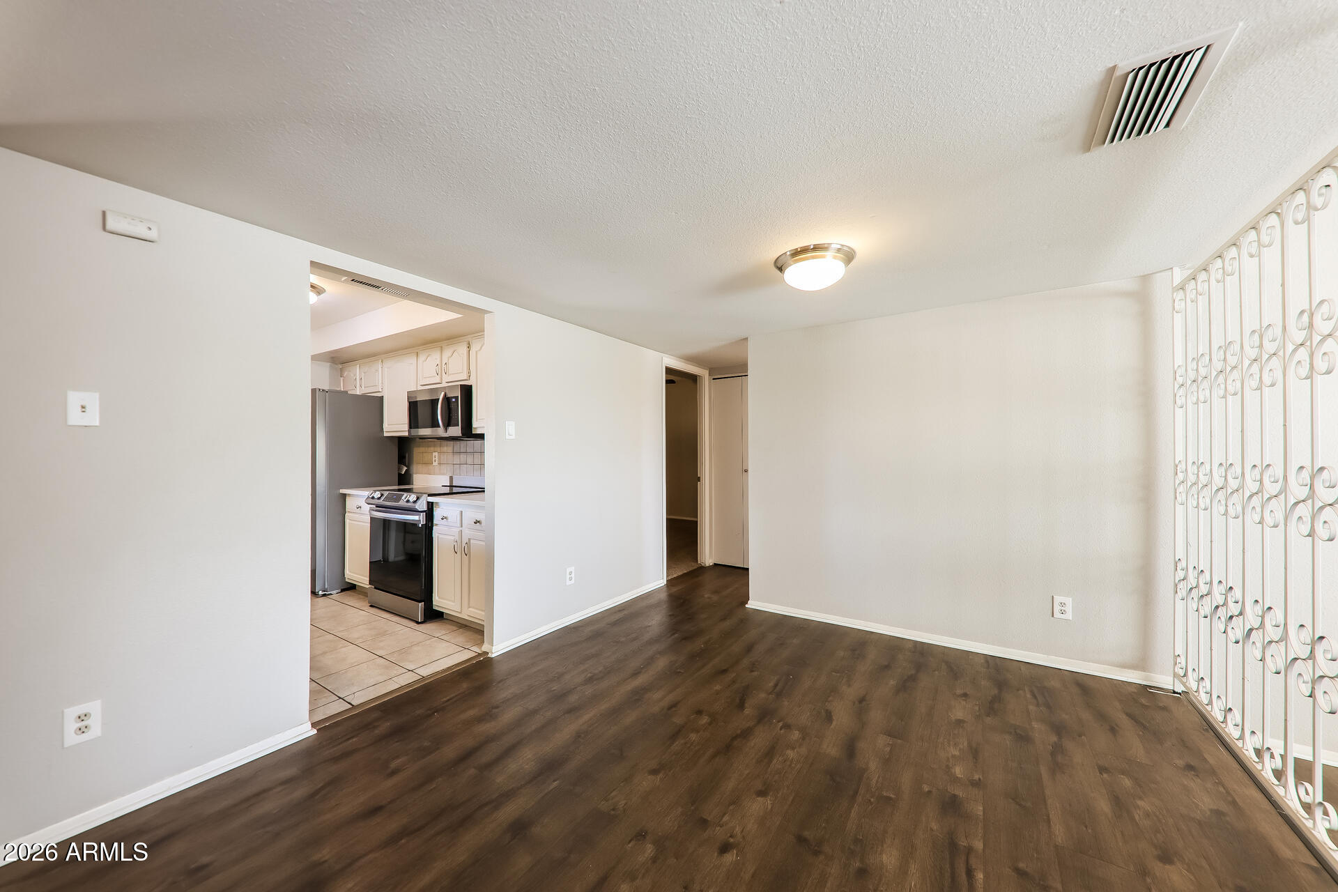 15412 N 55TH Drive