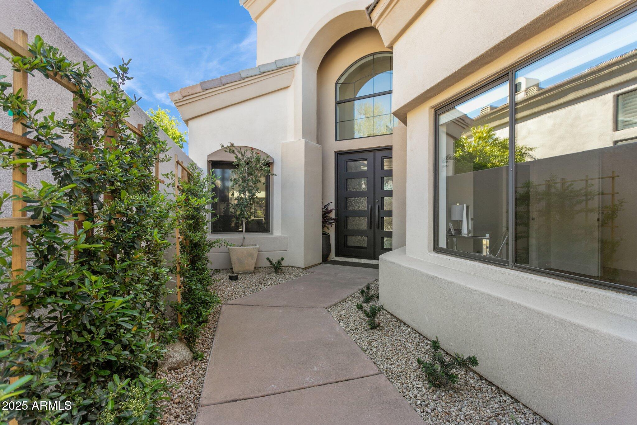 7705 E DOUBLETREE RANCH Road 56