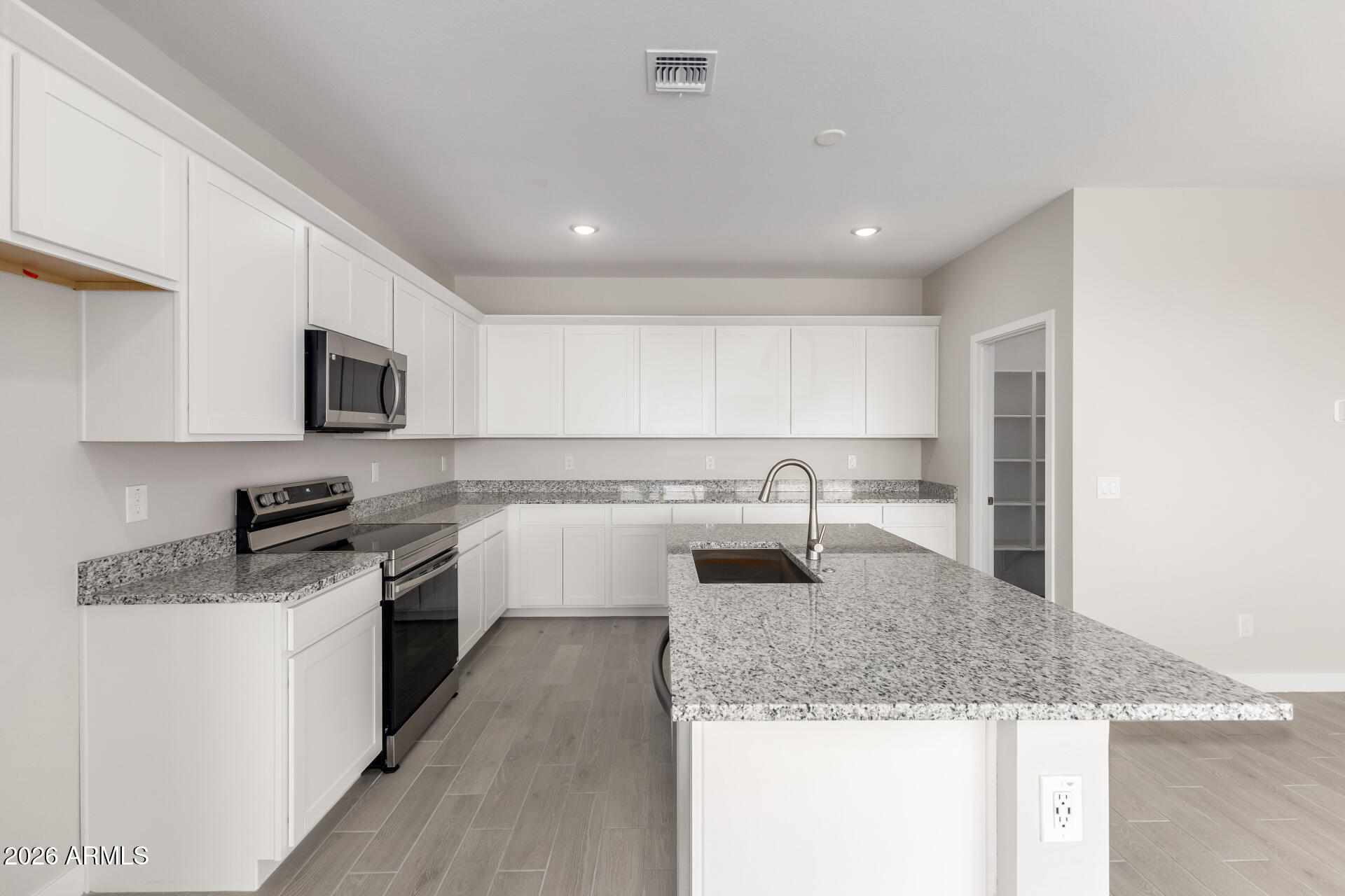 23141 W WINSLOW Avenue