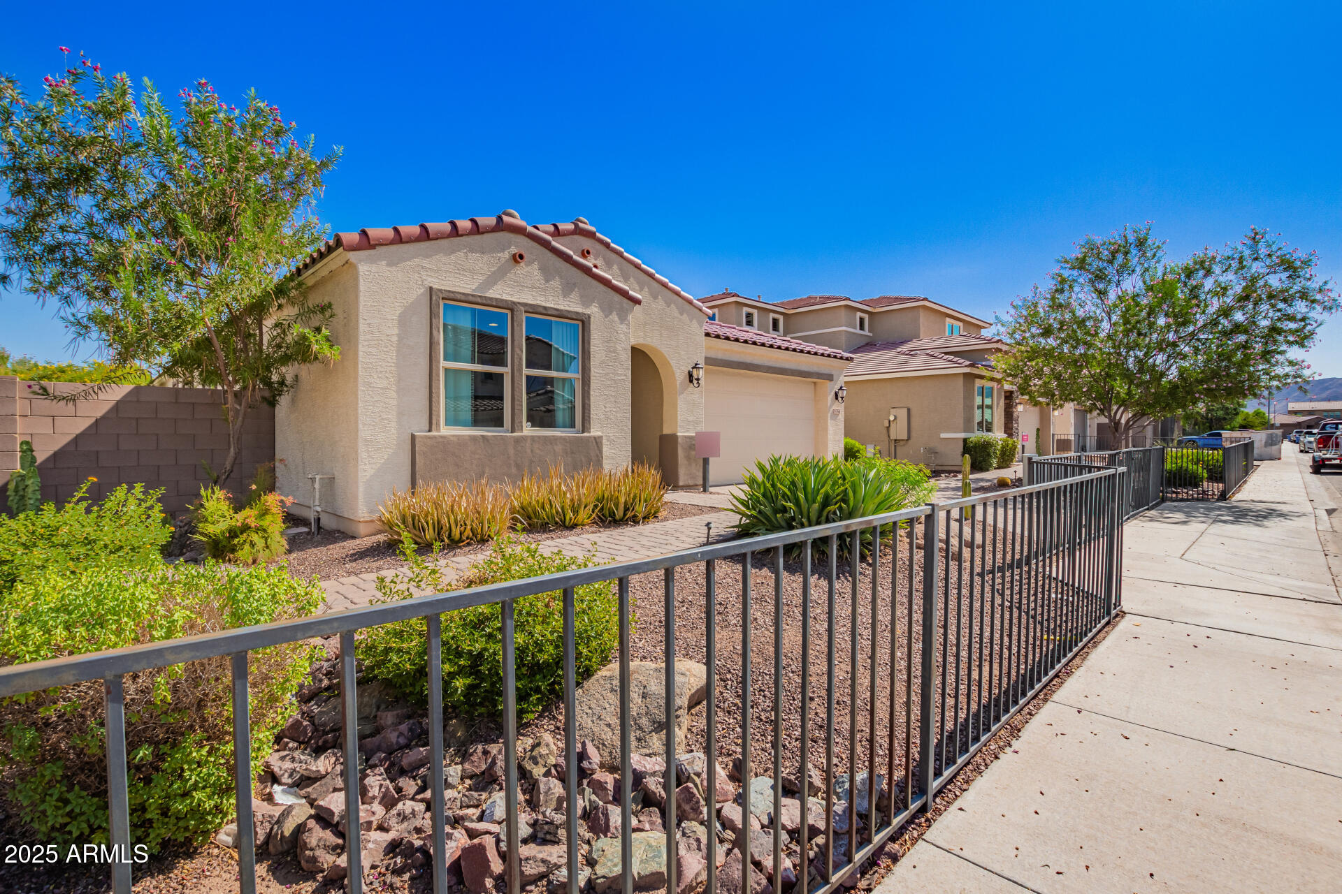 5354 W SWEET PEA Terrace