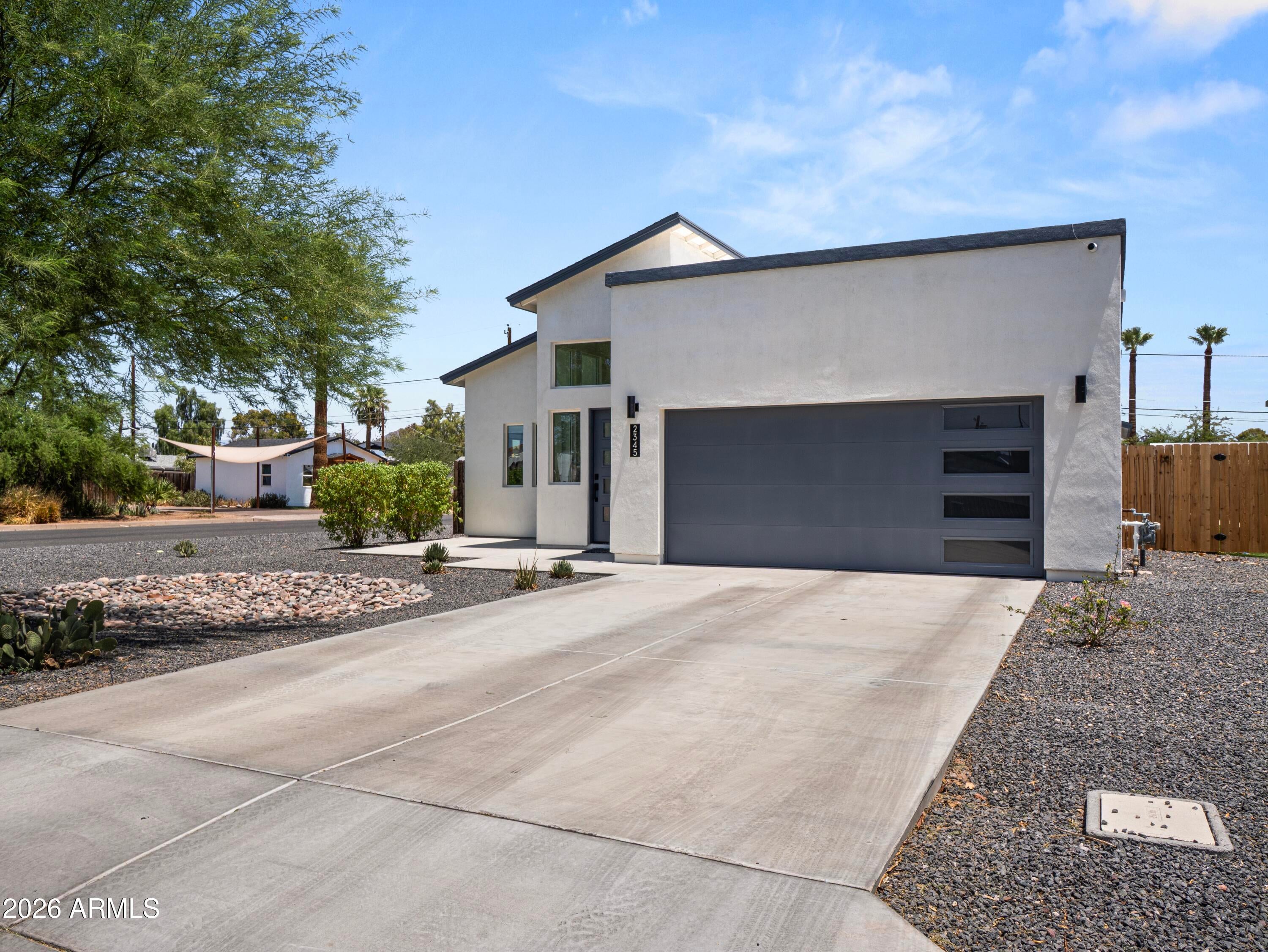 2345 N 28th Place