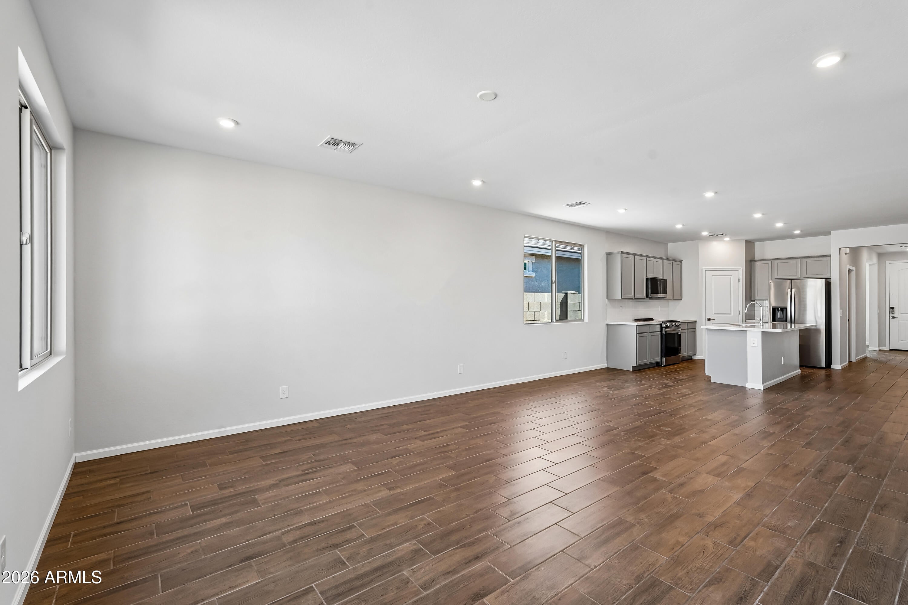 18268 W CALLE LEJOS --