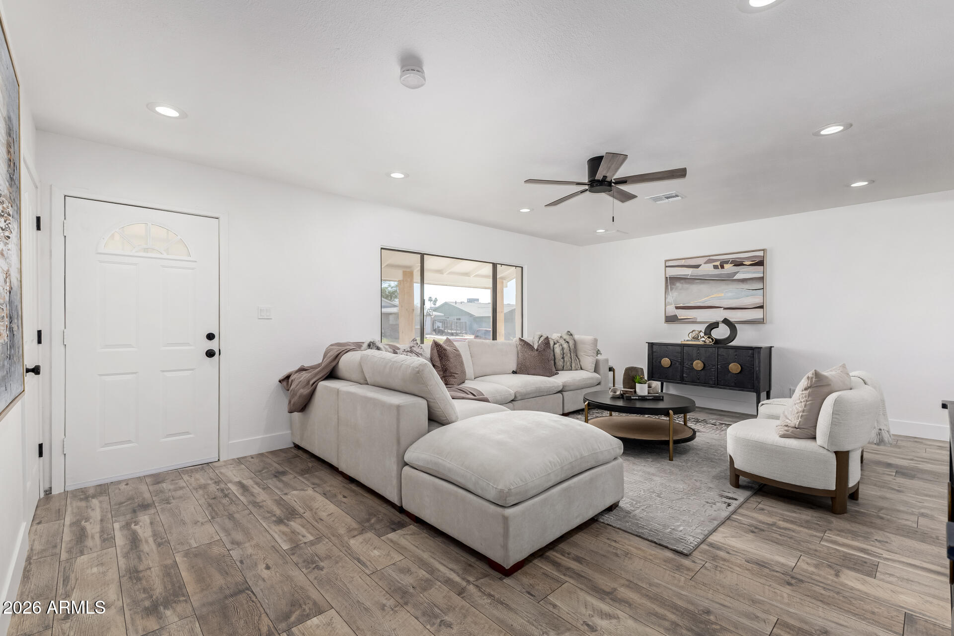 3802 W MAUNA LOA Lane