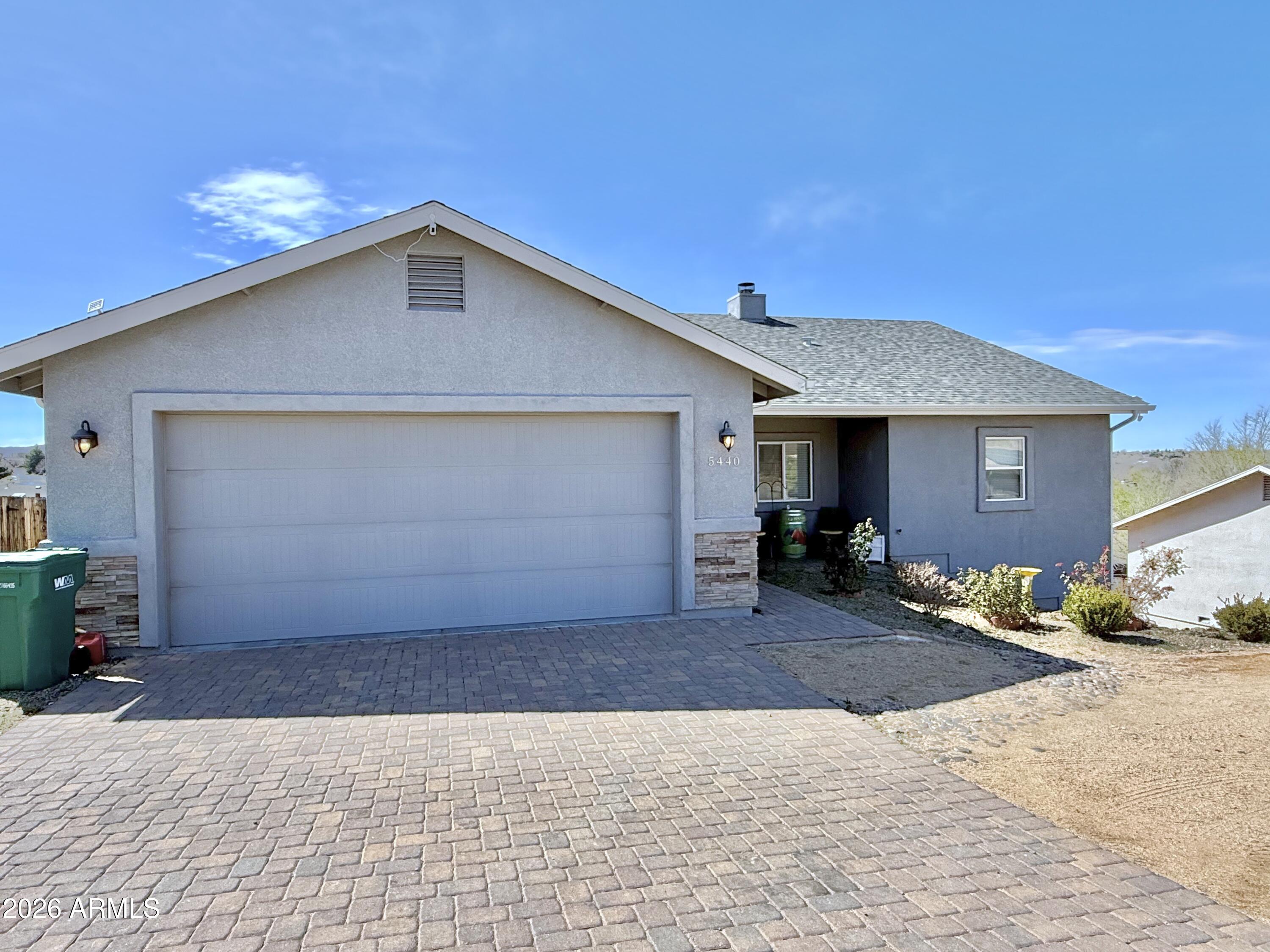 5440 N ROADRUNNER Drive