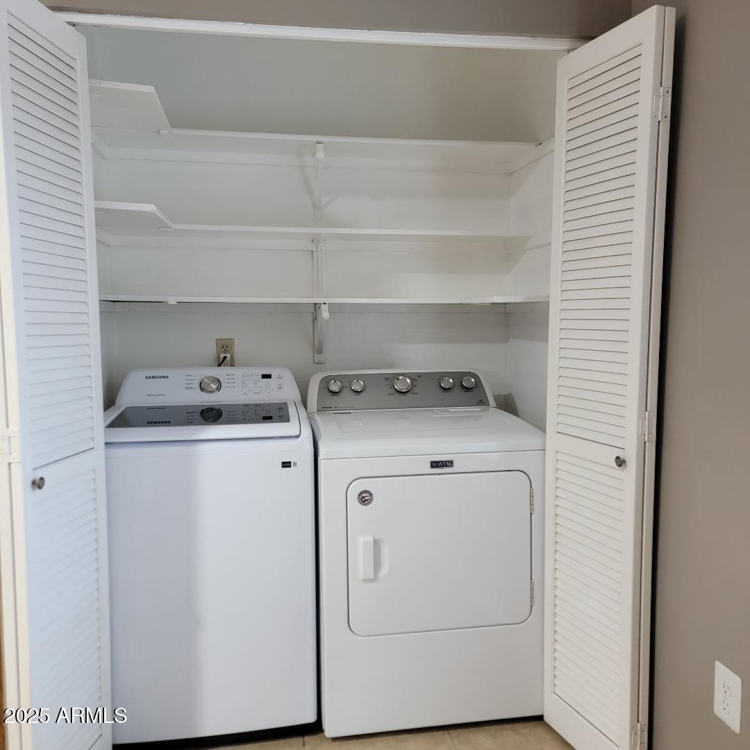 4940 E HOBART Street