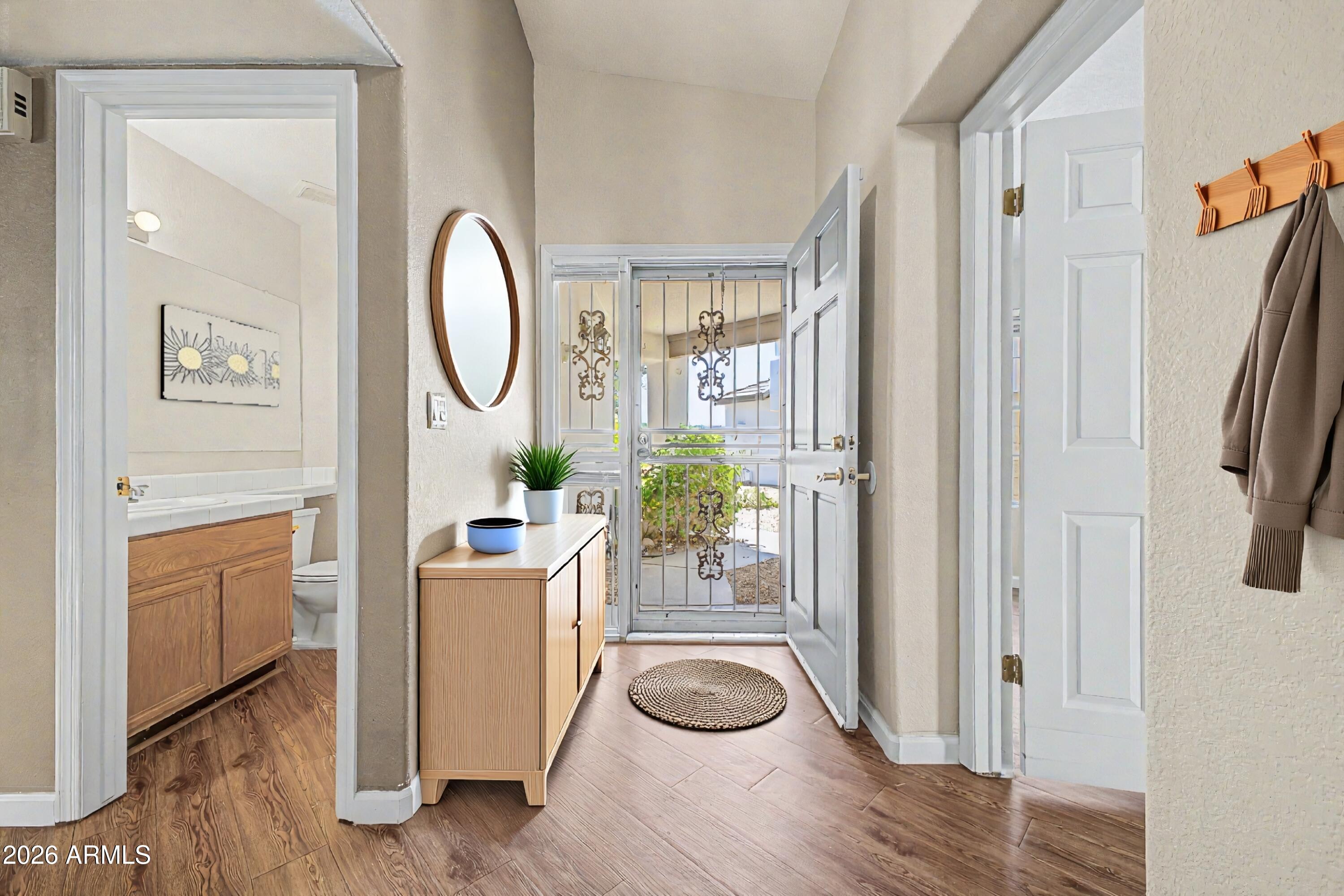 430 W TIERRA BUENA Lane