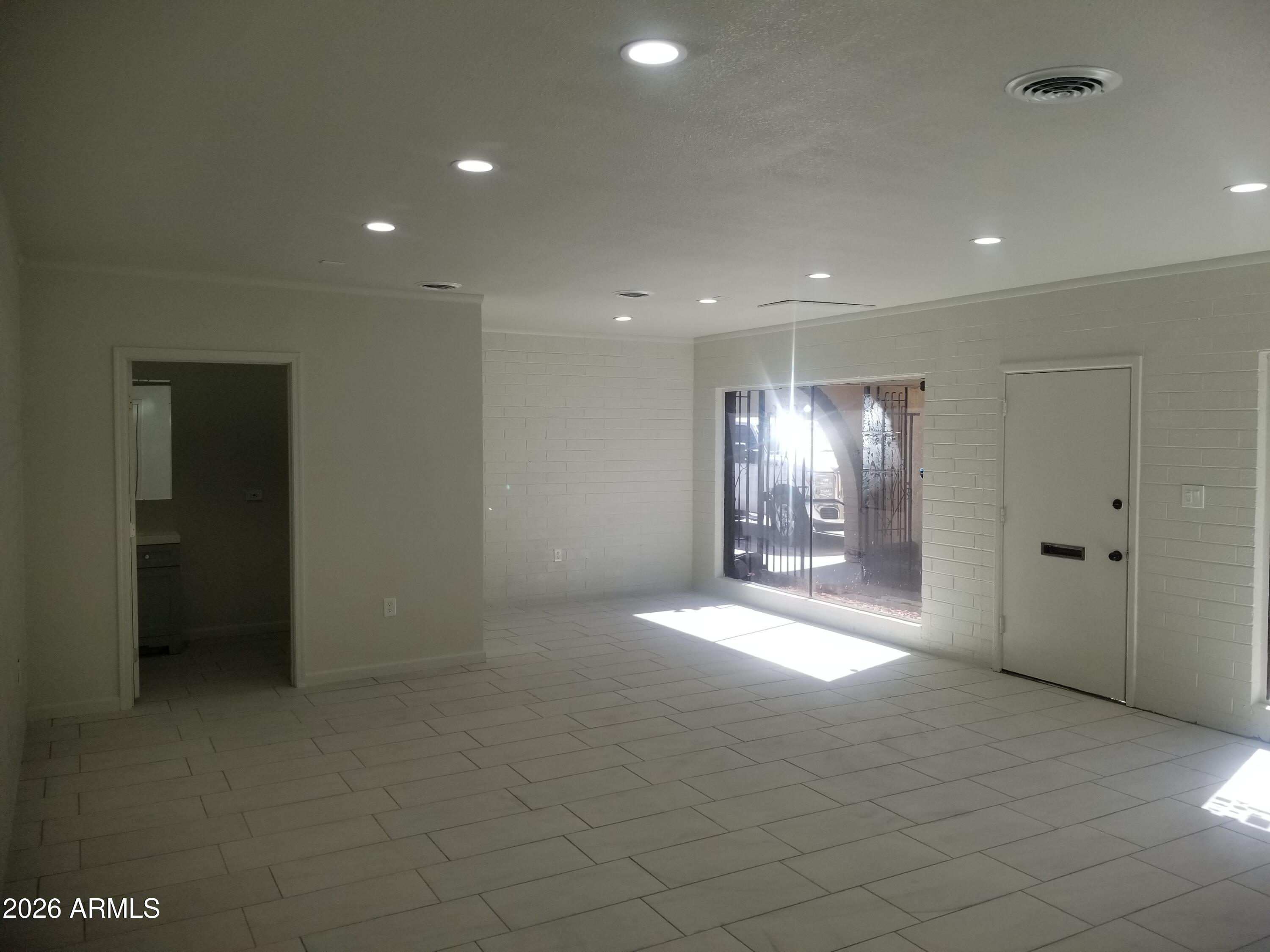 111 W FLORENCE Boulevard 9